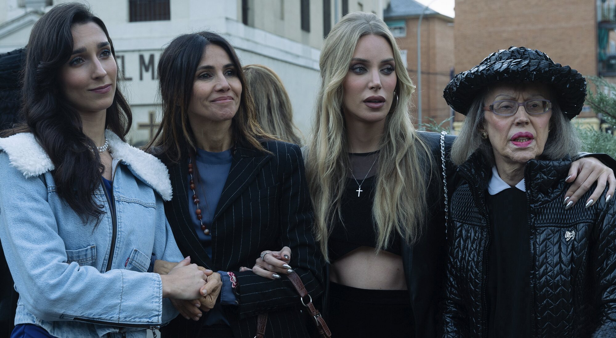 El elenco de 'Vestidas de azul'