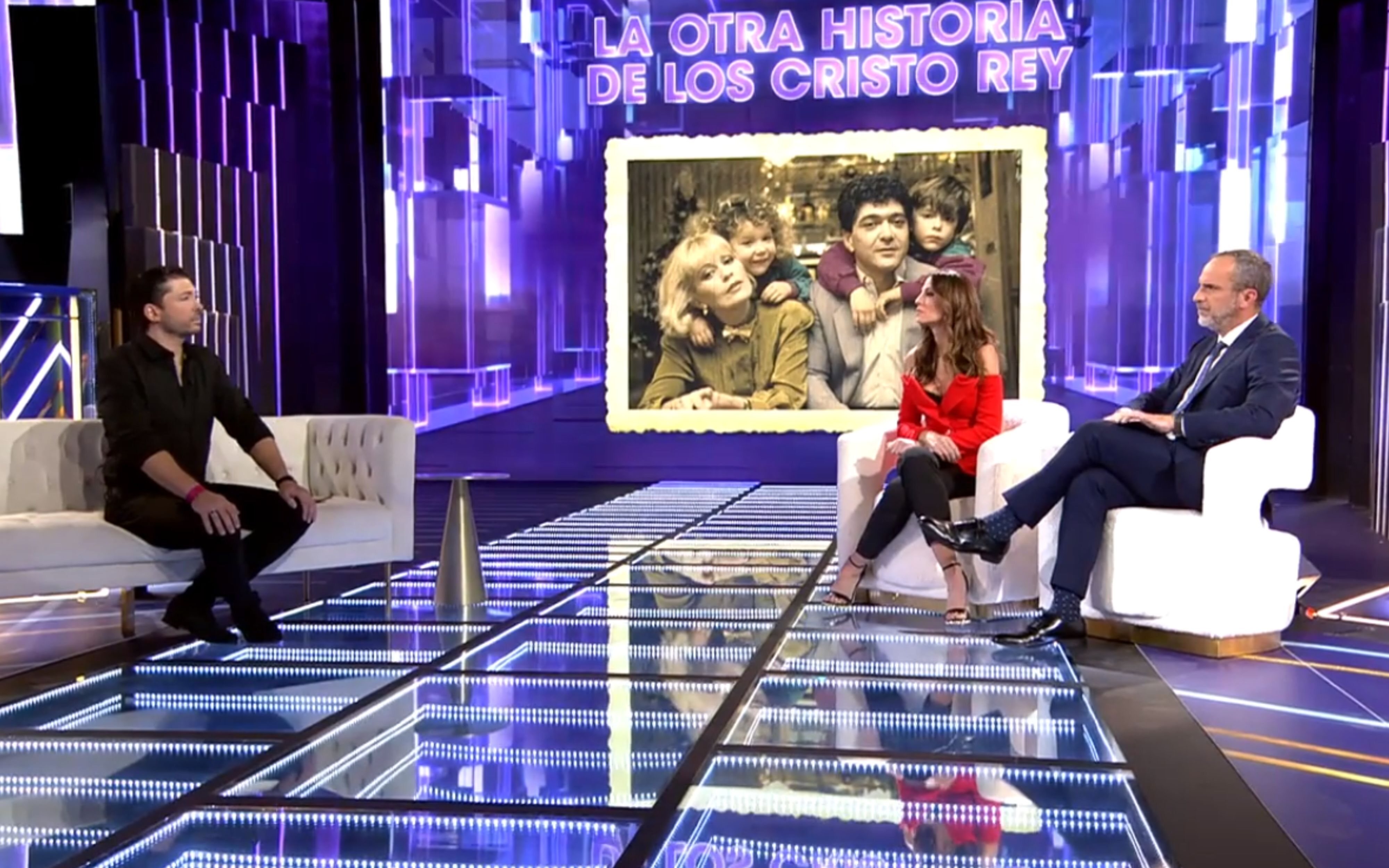 Ángel Cristo con Beatriz Archidona y Santi Acosta en '¡De viernes!'