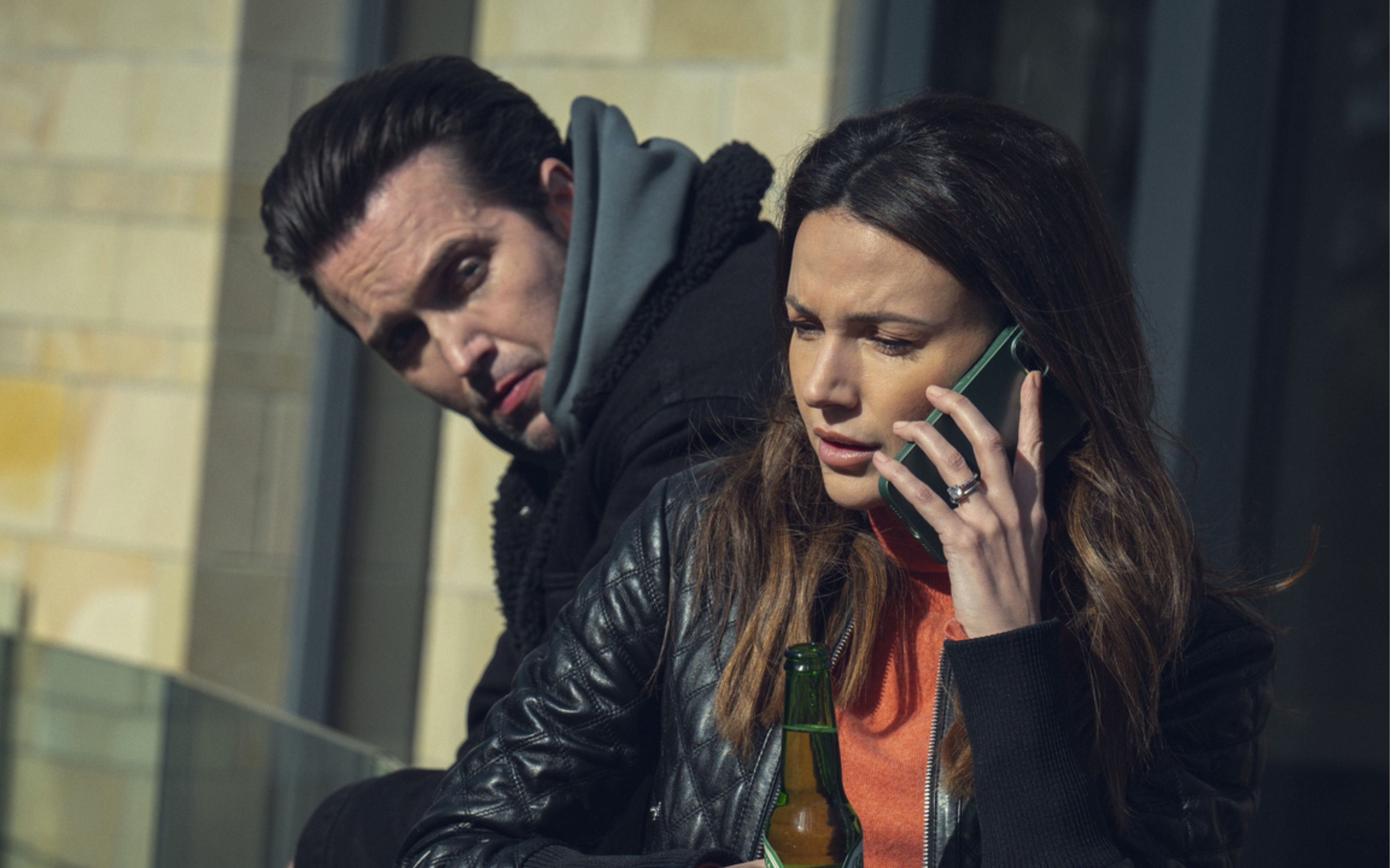 Richard Armitage y Michelle Keegan en &#39;Engaños&#39;