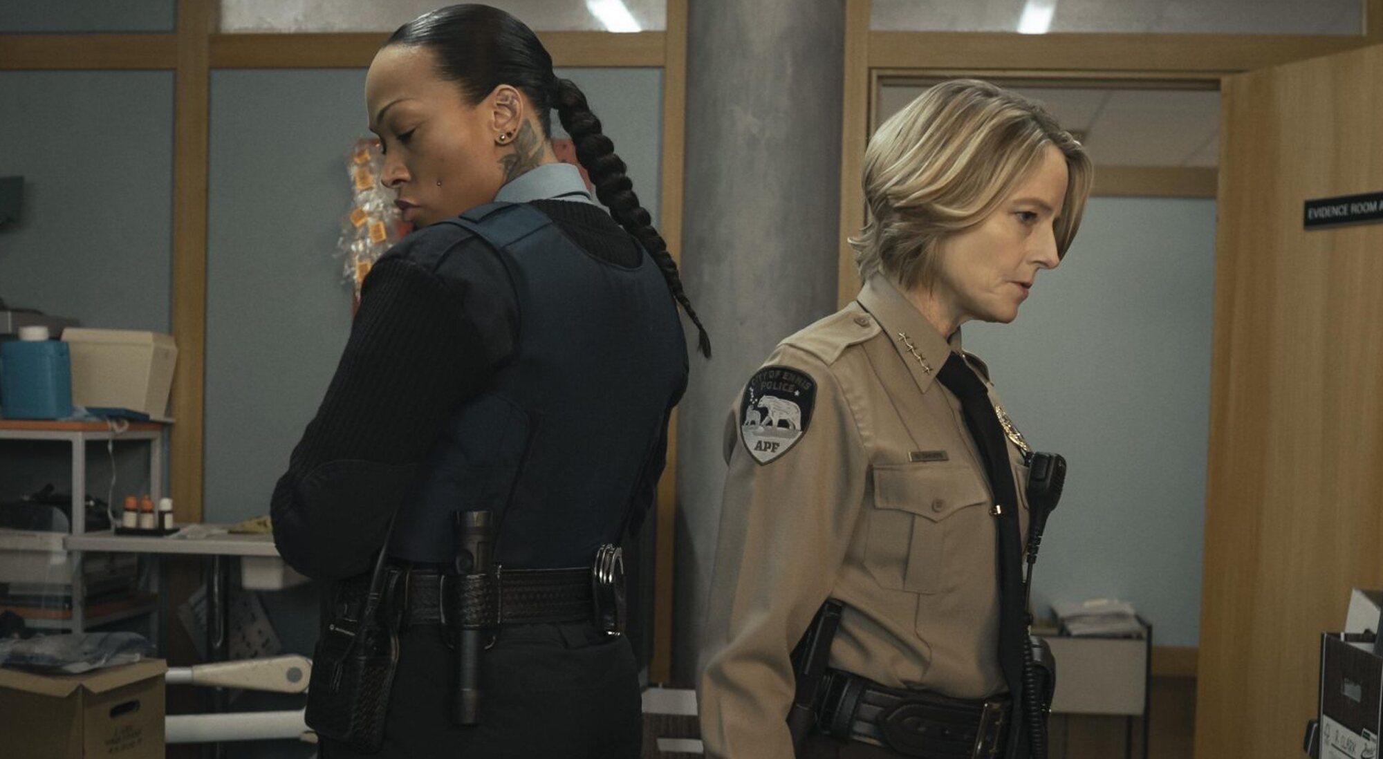 Kali Reis y Jodie Foster en 'True Detective'