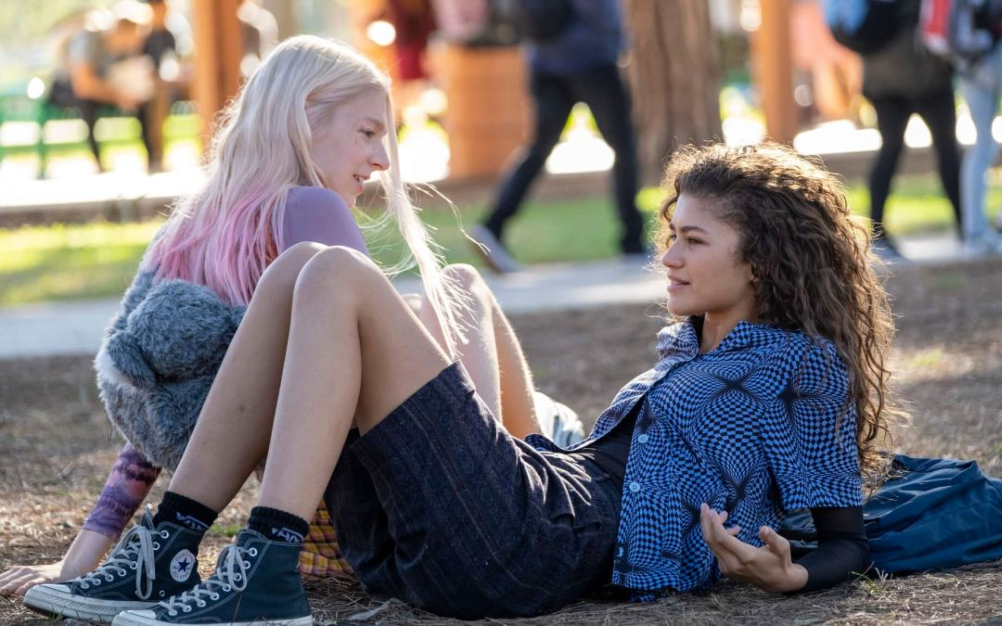 Hunter Schafer y Zendaya en 'Euphoria'