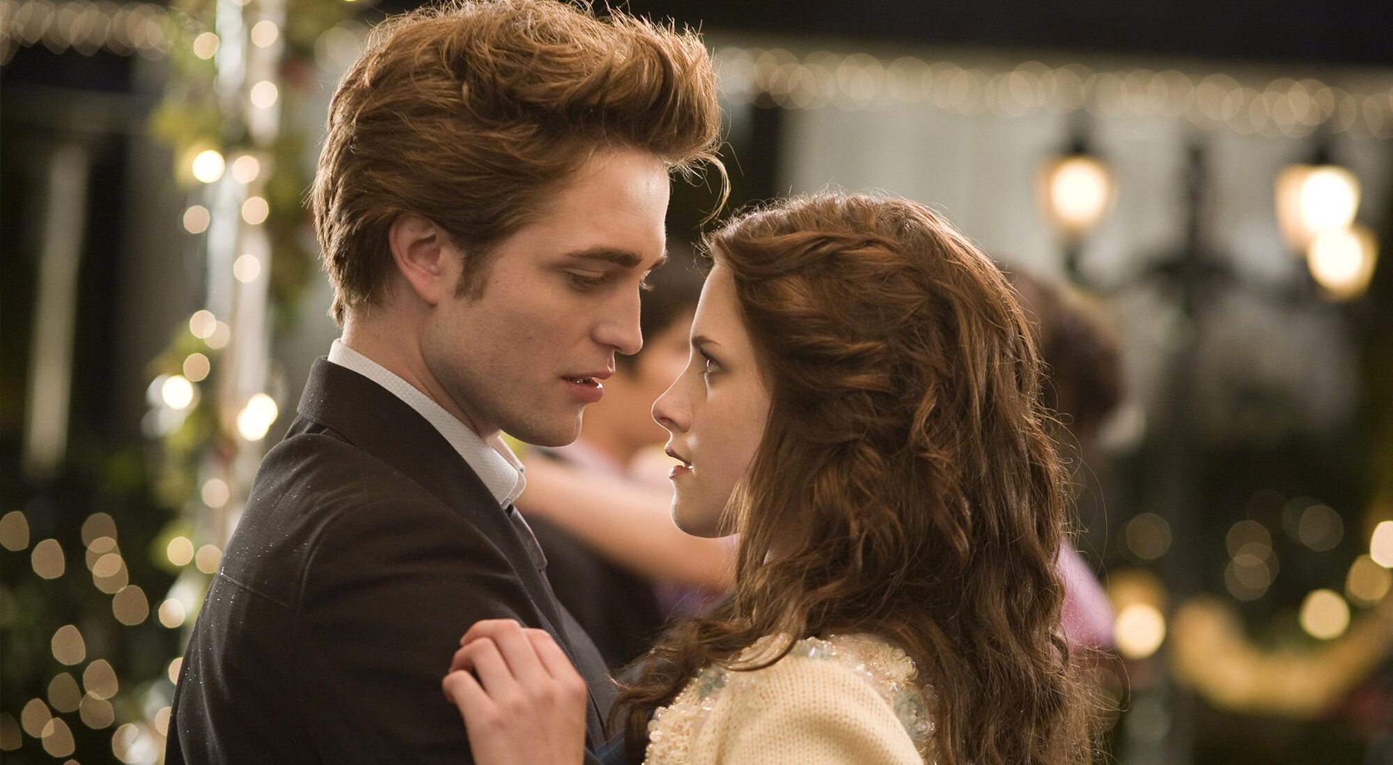 Robert Pattinson y Kristen Stewart en 'Crepúsculo'