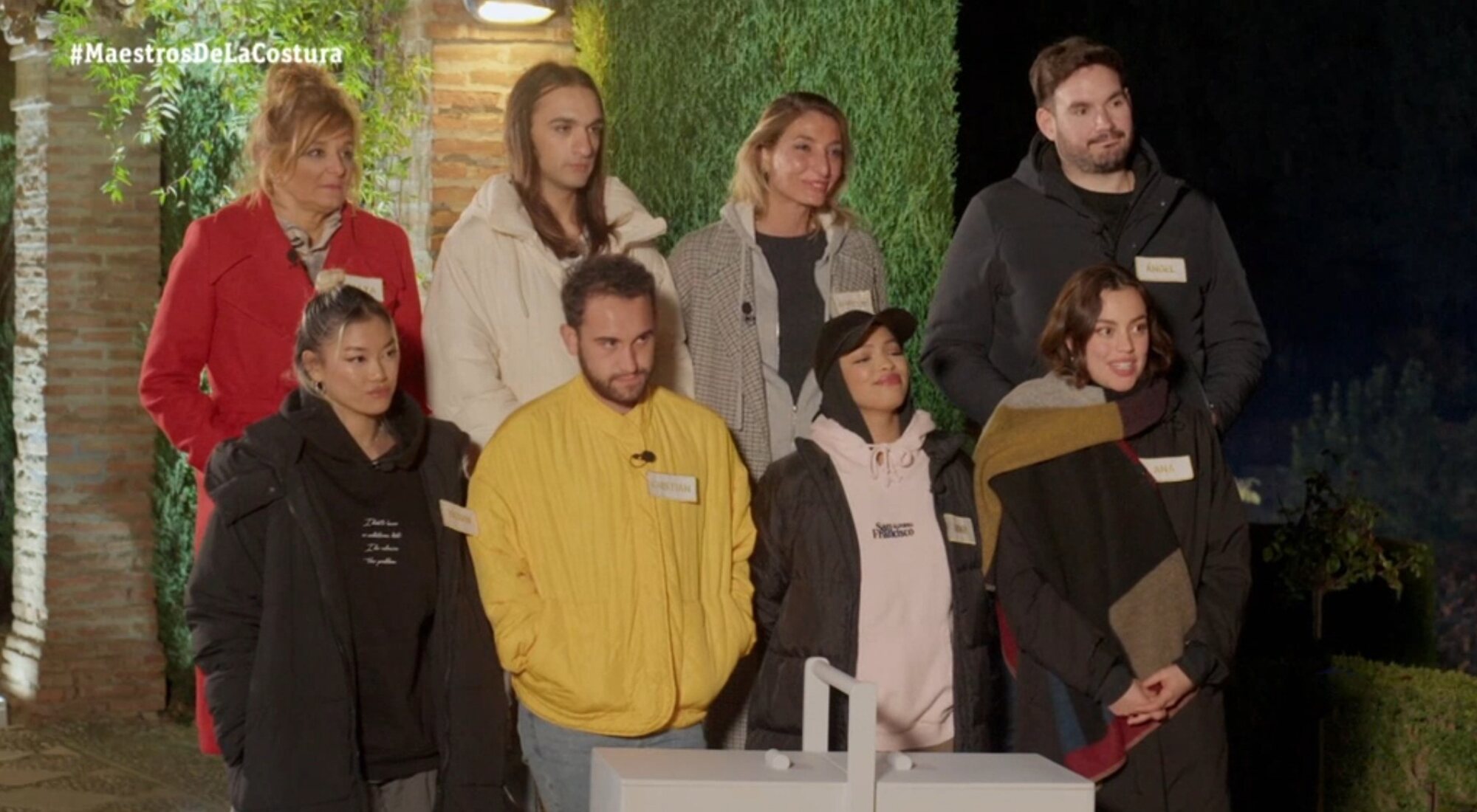 Los aprendices de 'Maestros de la costura 6 en el sexto programa