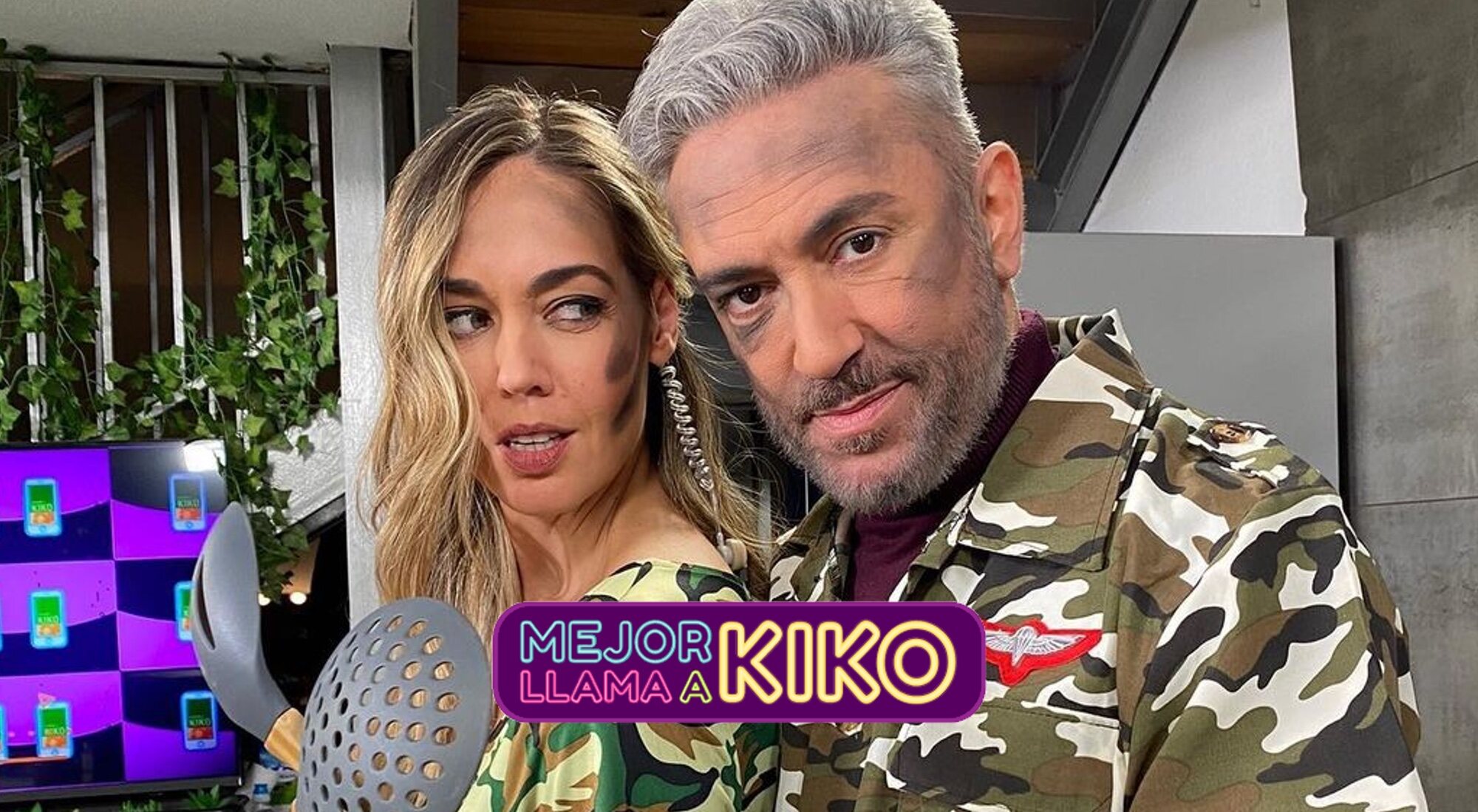 Elena De Jose y Kiko Hernández, presentadores de 'Mejor llama a Kiko'