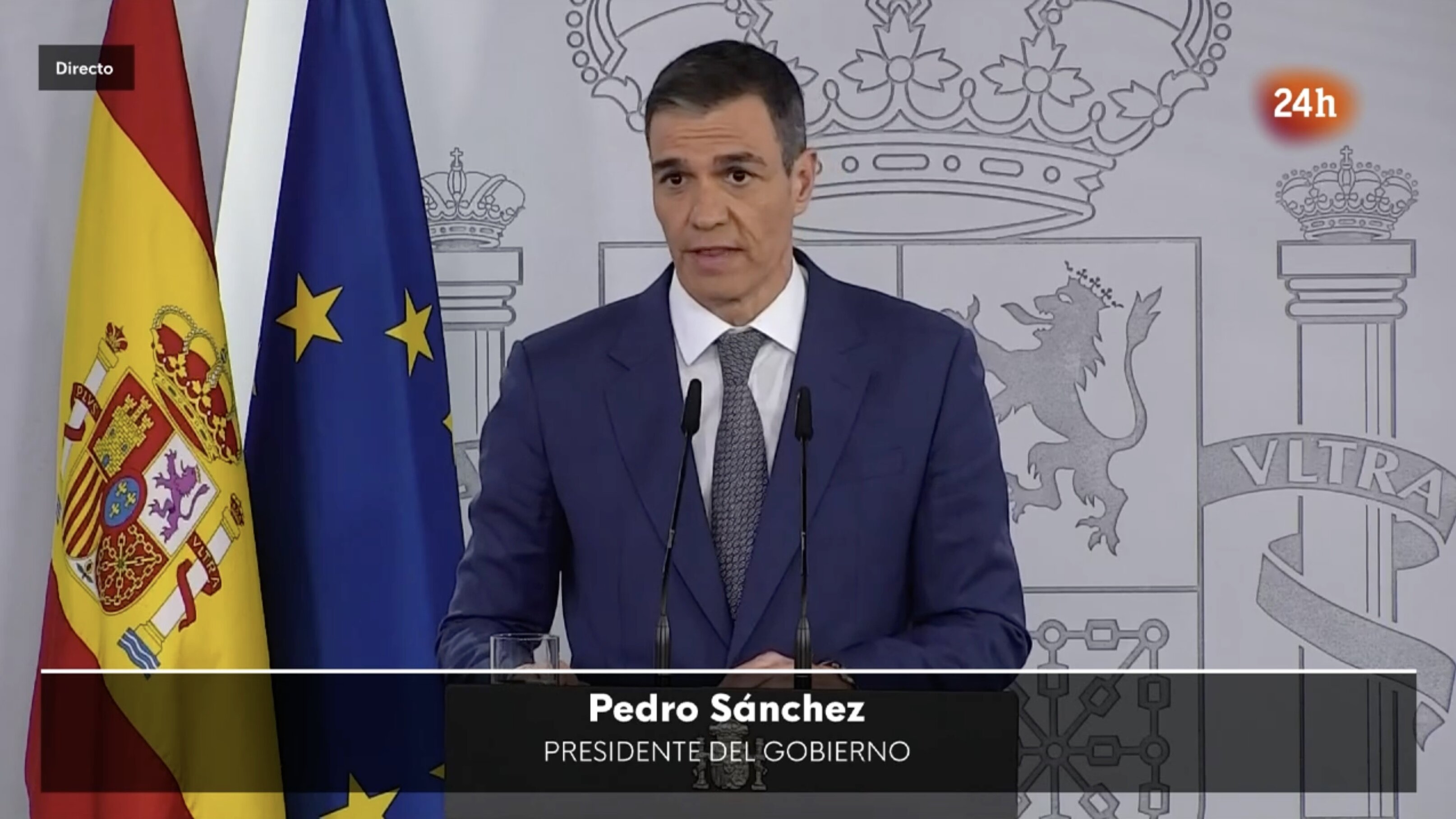 El Presidente del Gobierno, durante una de sus comparecencias con motivo del apagón