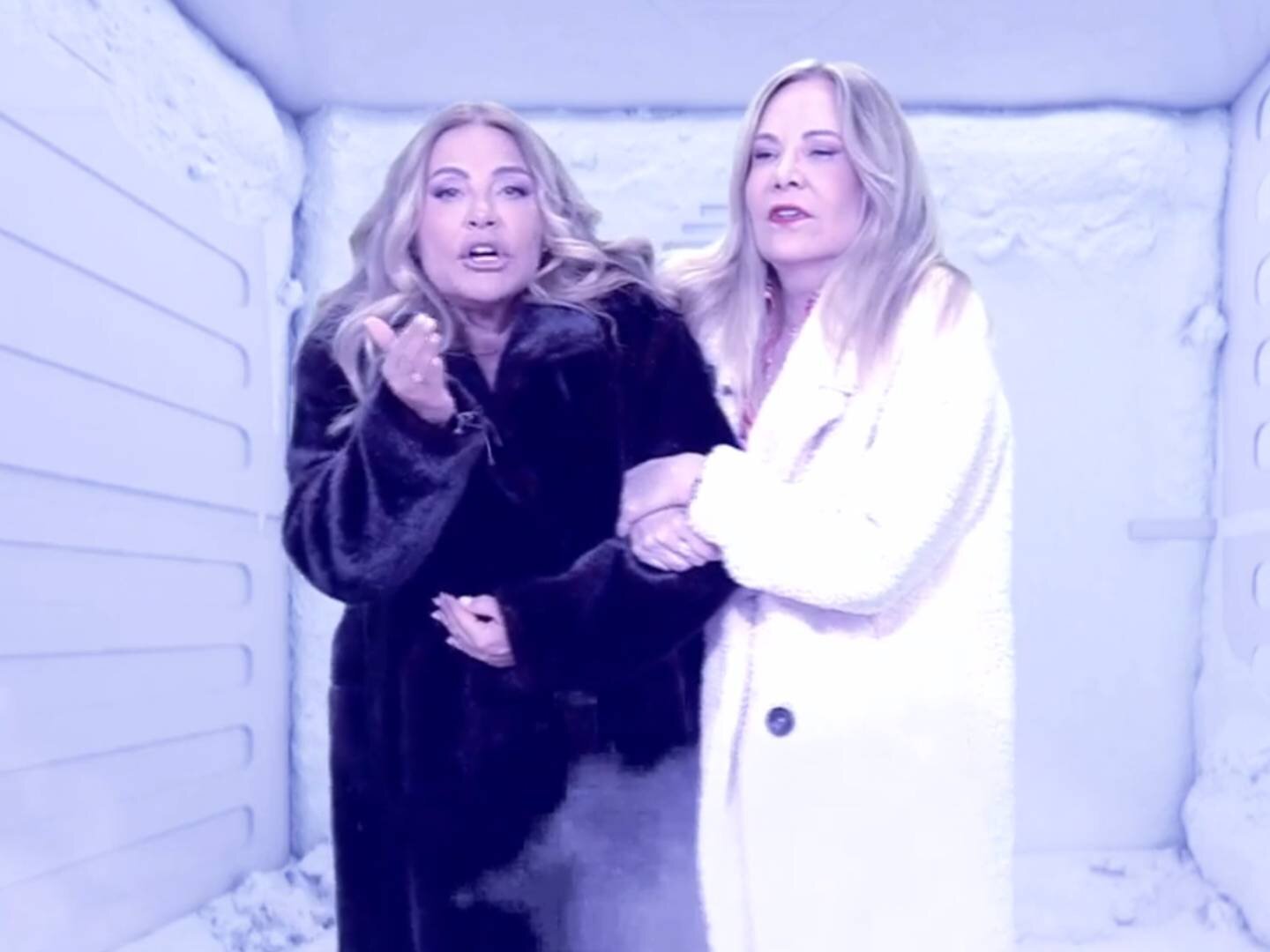 Cristina Tárrega y Belén Rodríguez en la promo de 'Tardear' para enfrentarse a 'La familia de la tele'