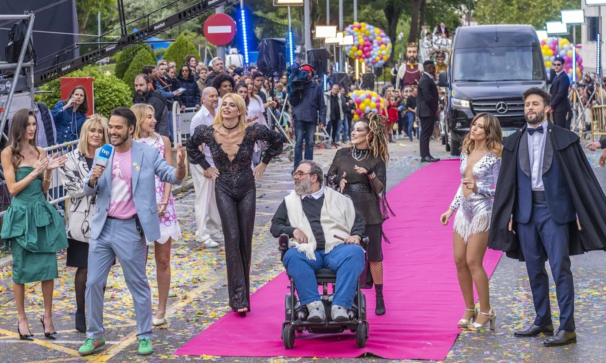 El desfile del estreno de 'La familia de la tele'