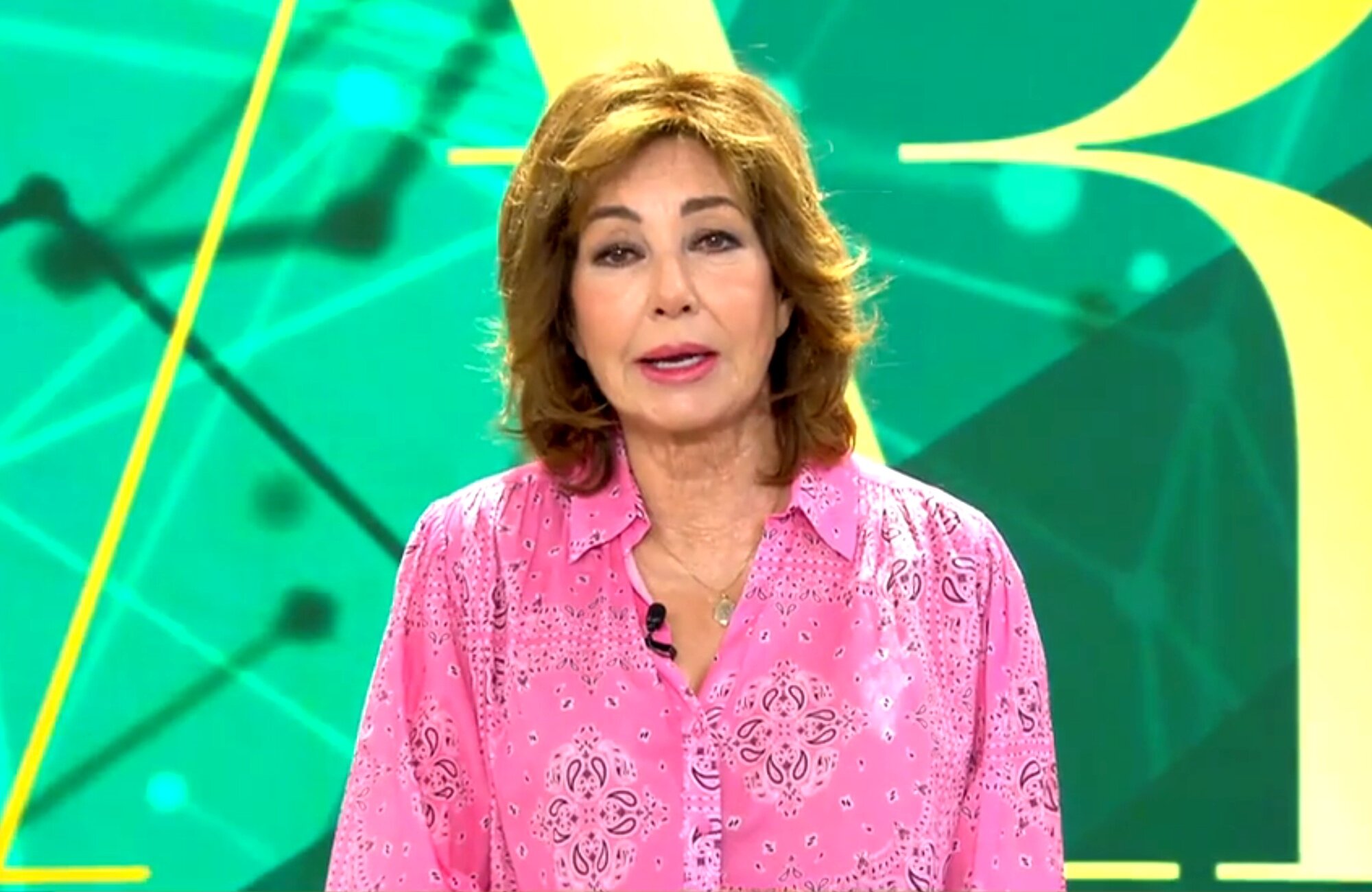 Ana Rosa Quintana durante la presentación de su editorial en 'El programa de AR'