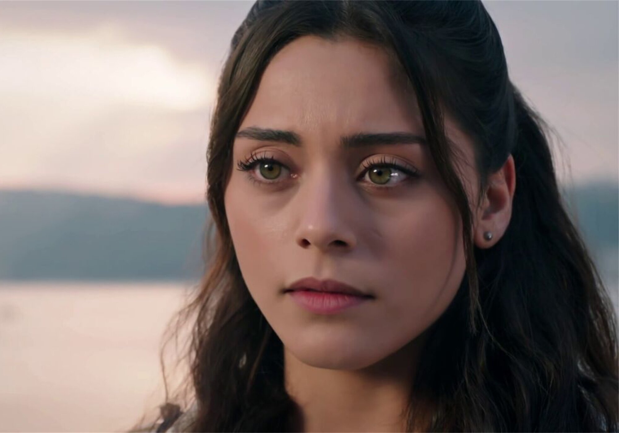 La protagonista de &#39;Emanet&#39; en una escena de la serie