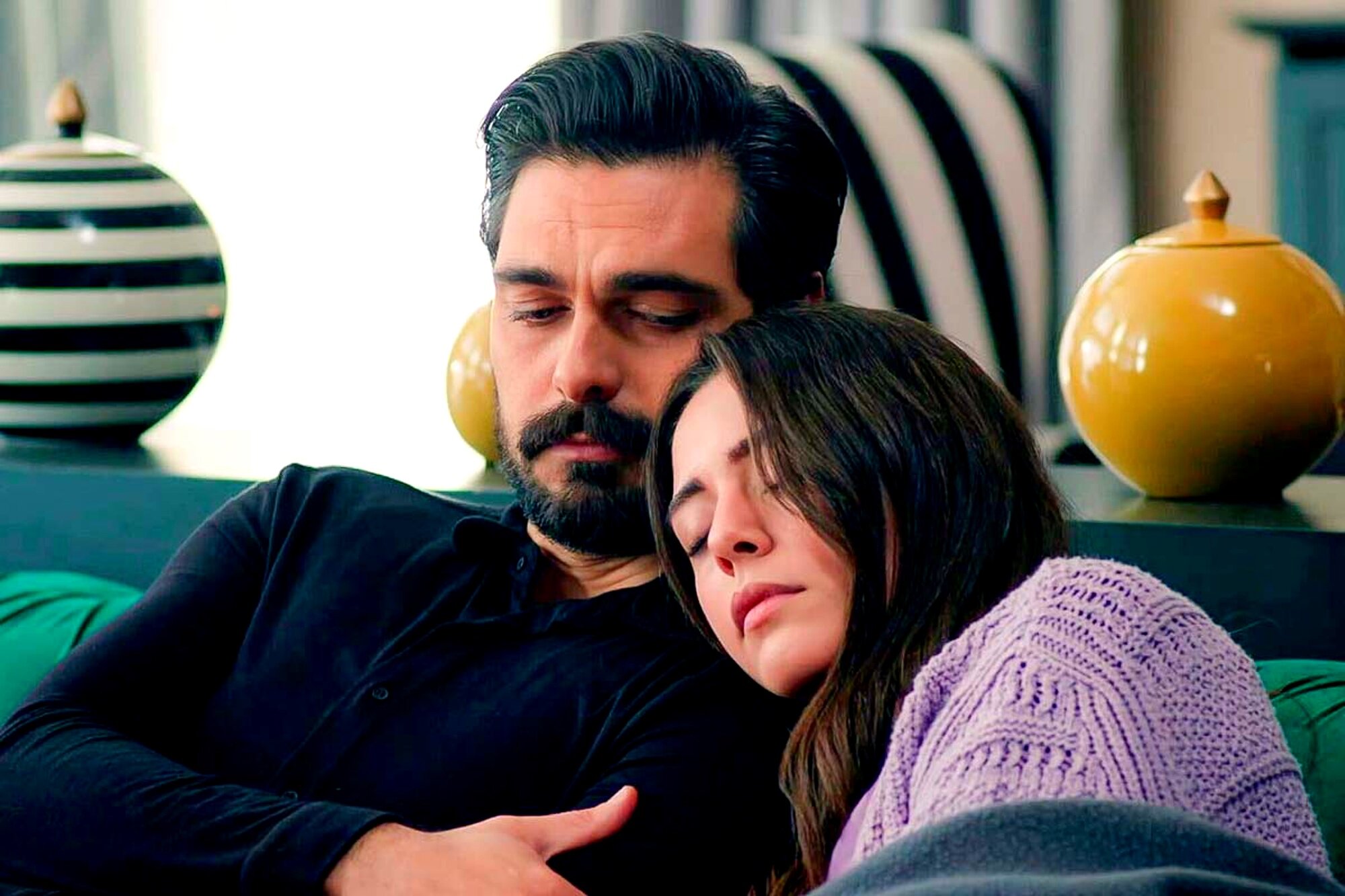 Los protagonista de 'Emanet', la telenovela turca que triunfa en Nova