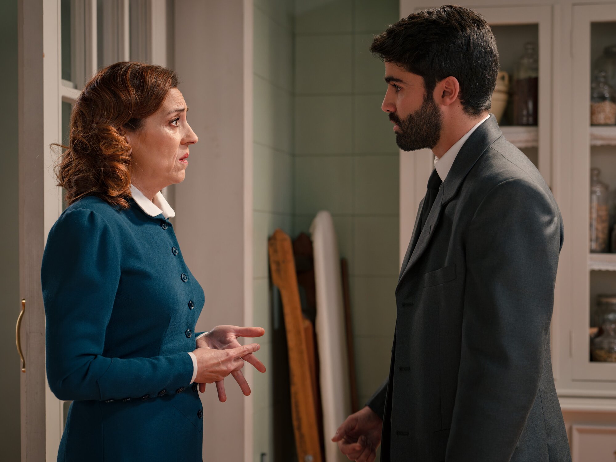 Manuela y Raúl hablando en 'Sueños de libertad'