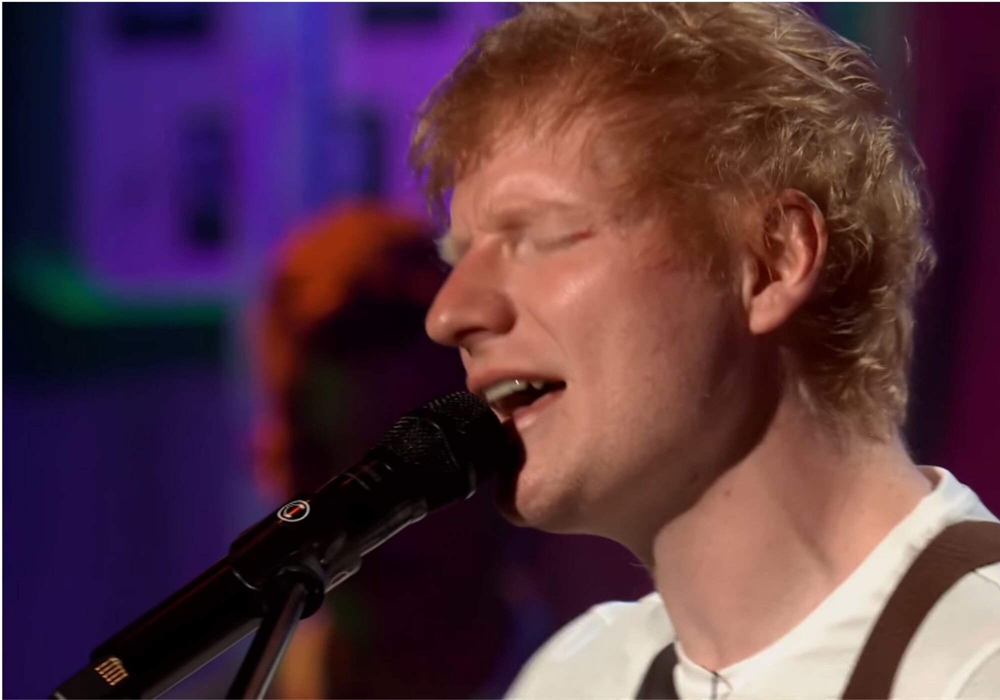 Ed Sheeran cantó &#39;Old phone&#39; en directo en &#39;La revuelta&#39;