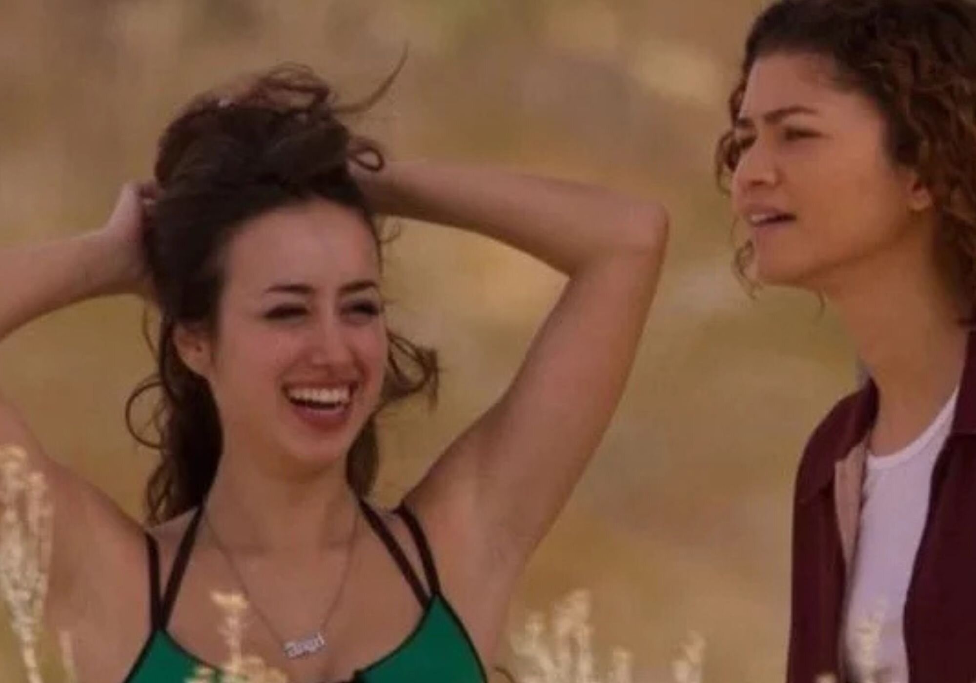 Priscilla Delgado en el set de 'Euphoria' junto a Zendaya