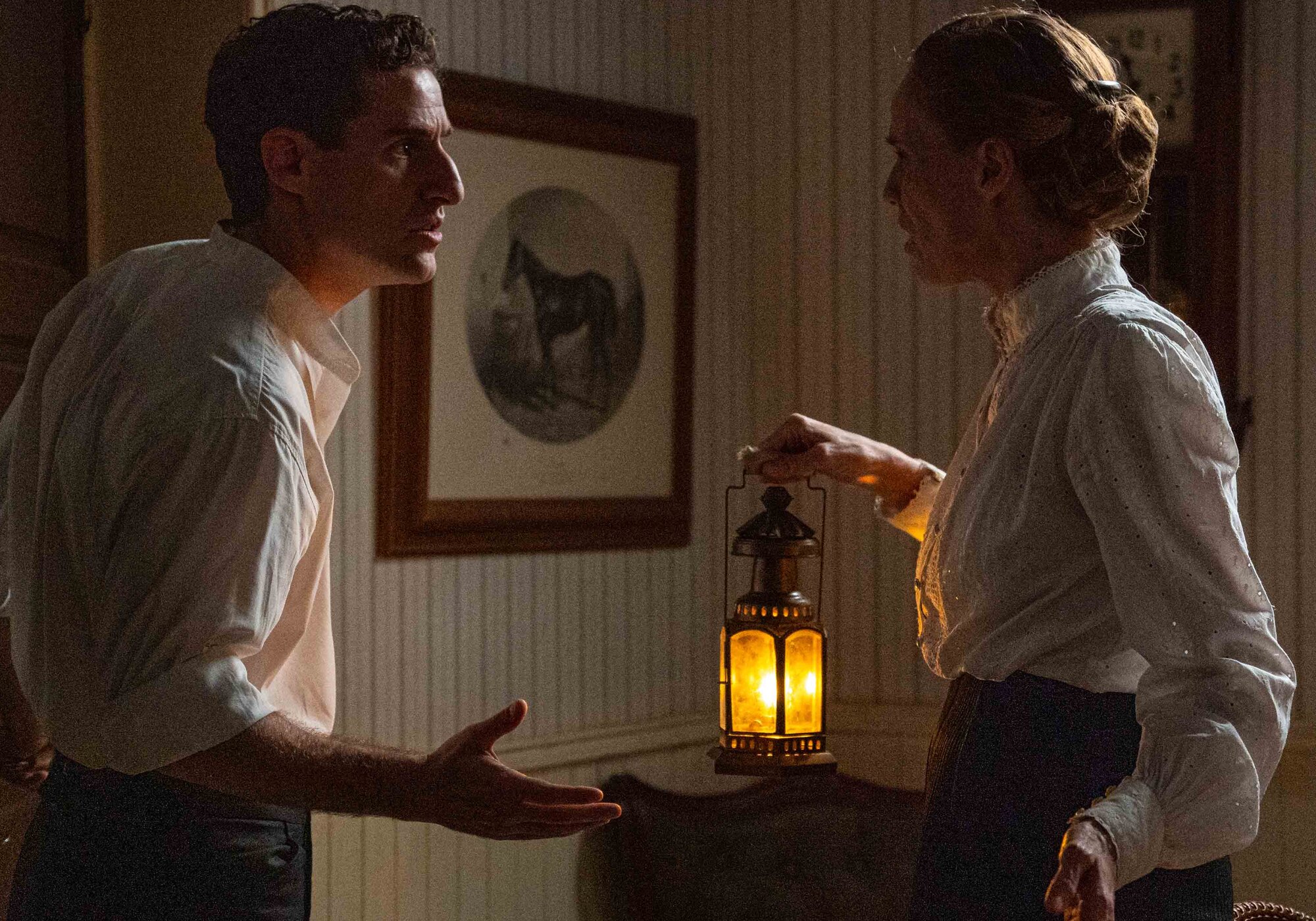 Lope y Pía, a oscuras en el episodio 614 de 'La promesa'