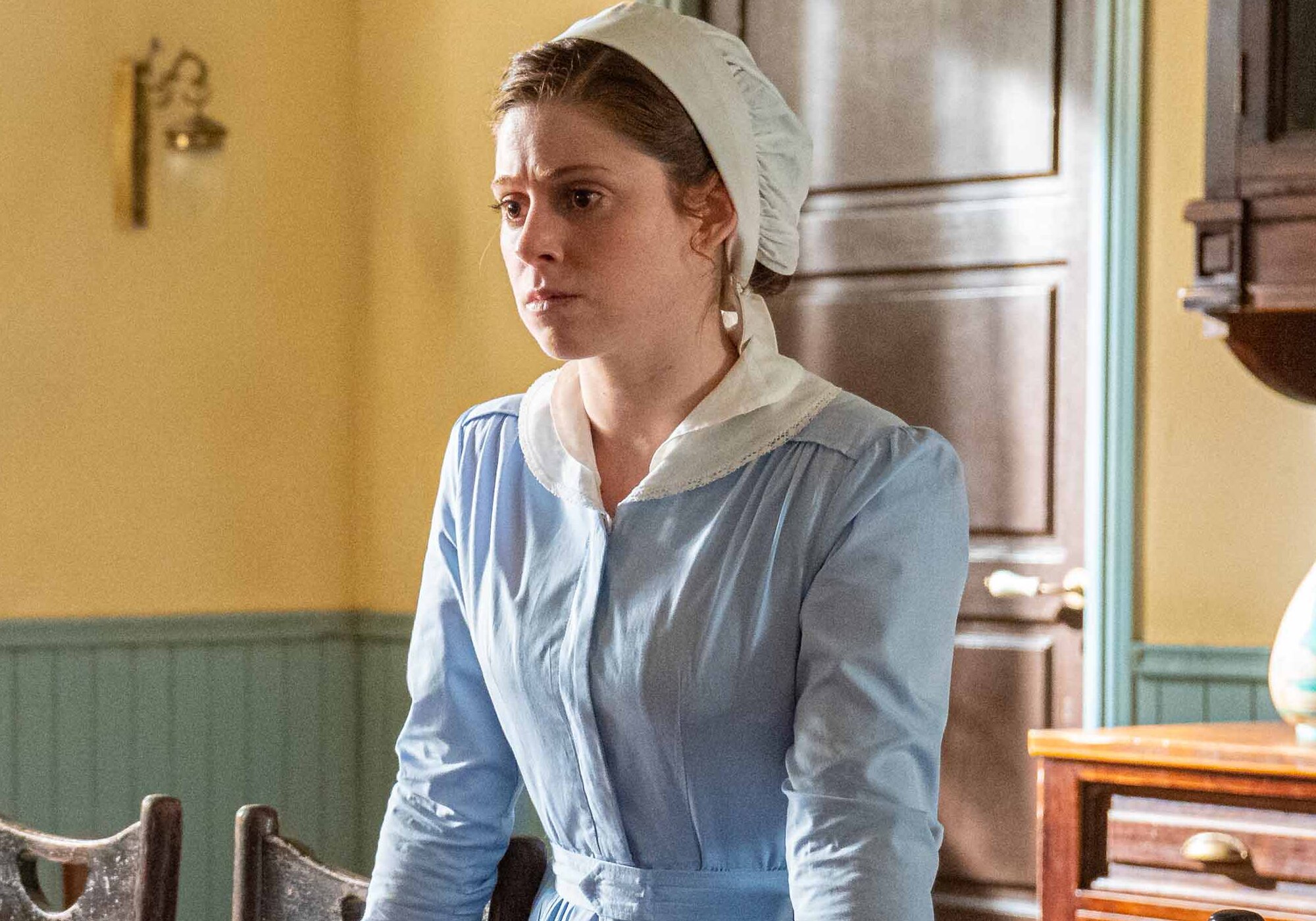 María Fernández, preocupada en el episodio 614 de 'La promesa'