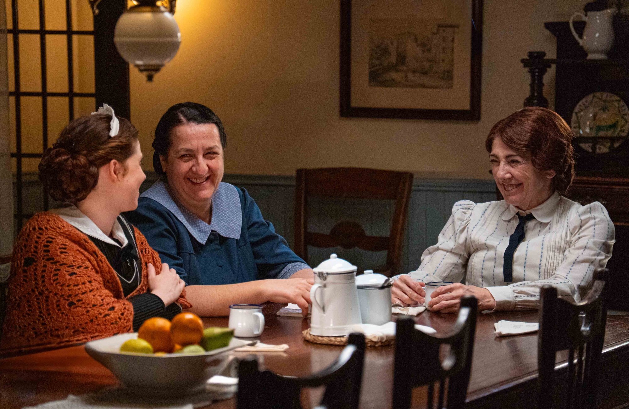 María Fernández, Simona y Emilia hablan en 'La promesa'