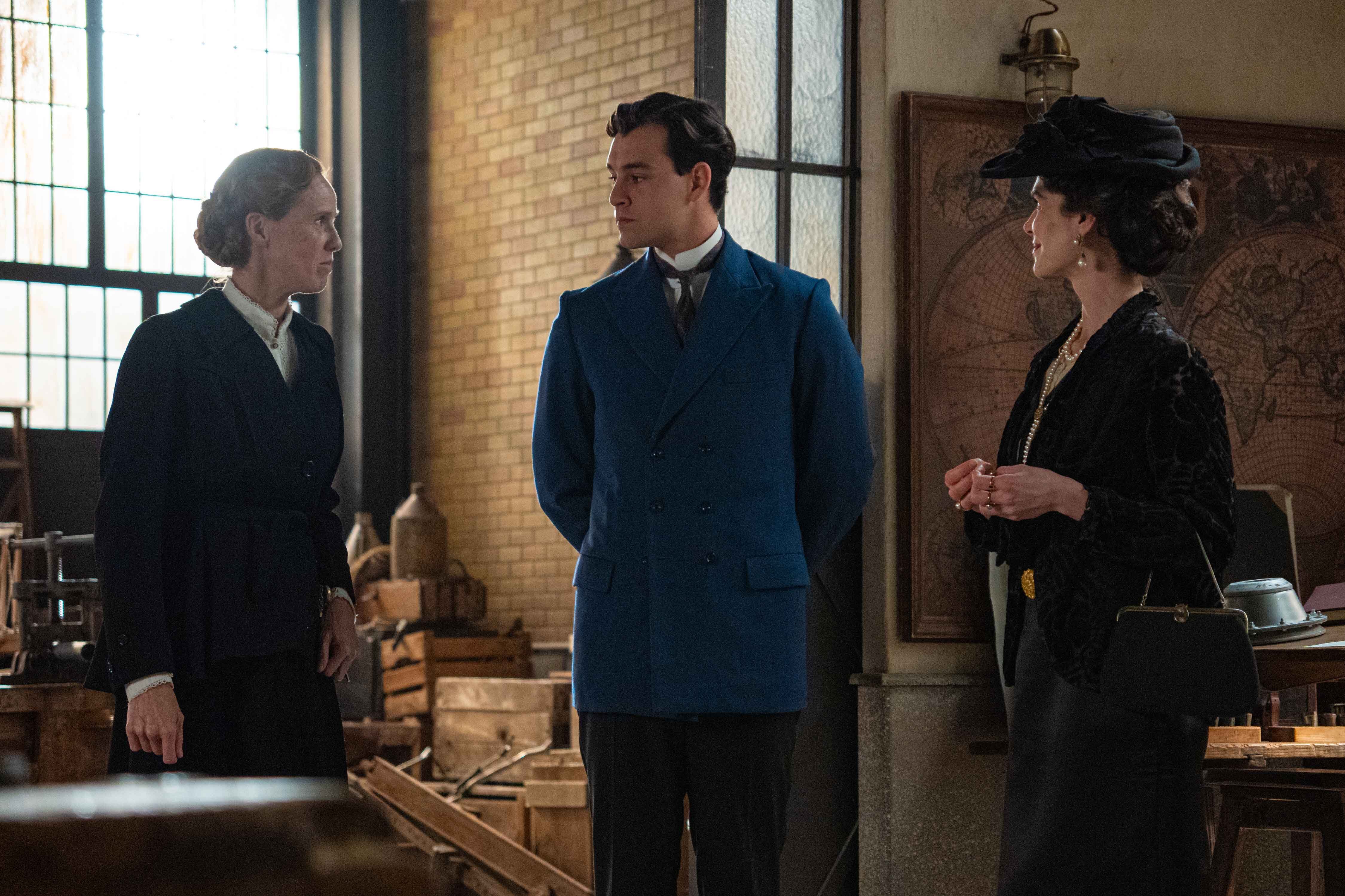 Pía, Curro y Esmeralda en 'La pomesa'