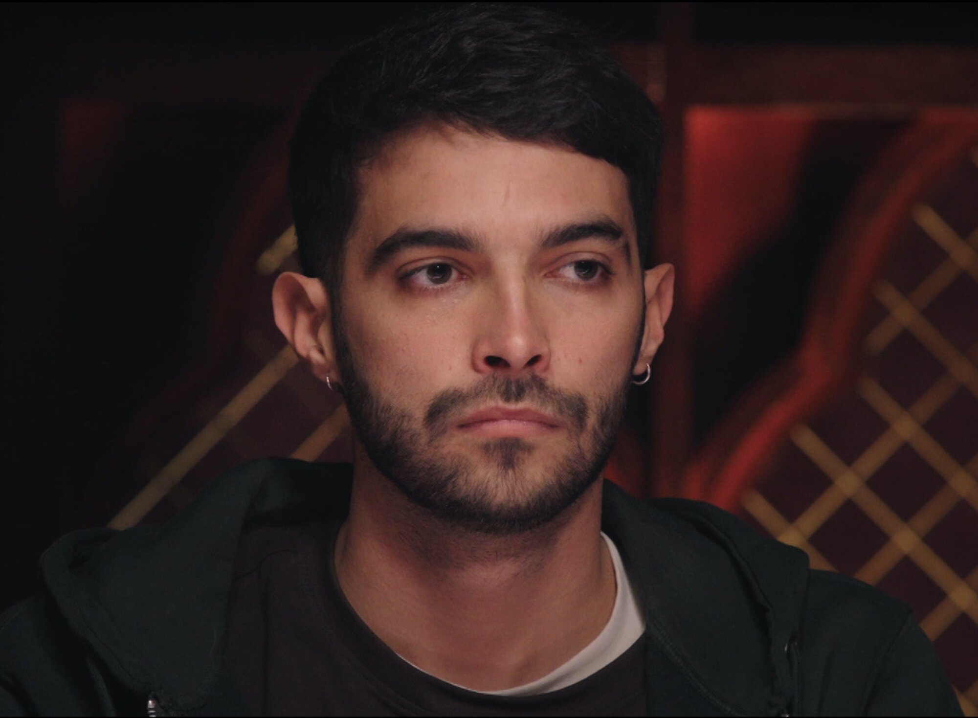 Carlos, a punto de ser desterrado en &#39;Traitors España&#39;