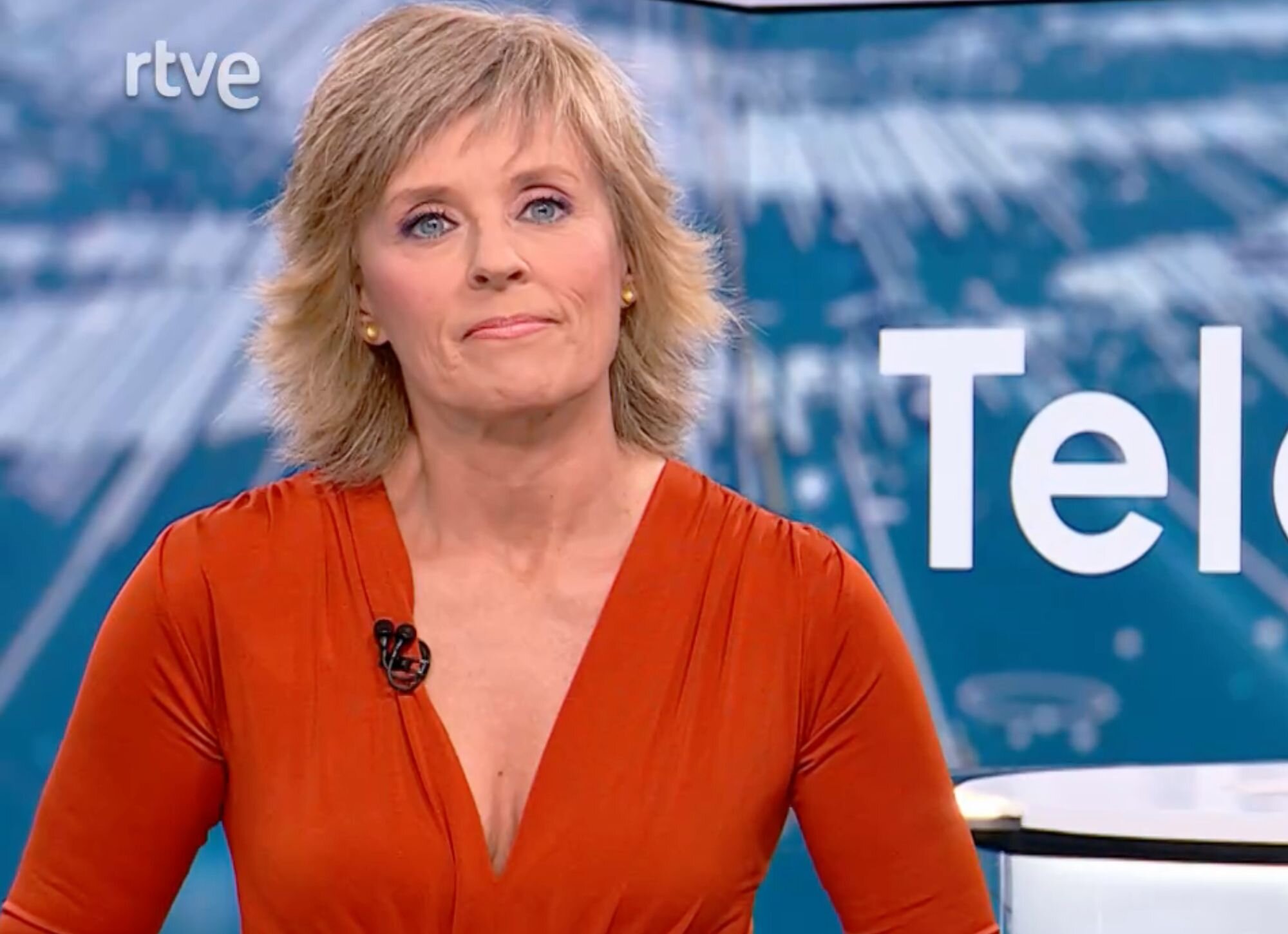 Marta Carazo se despide en directo de TVE en el 'Telediario 2'