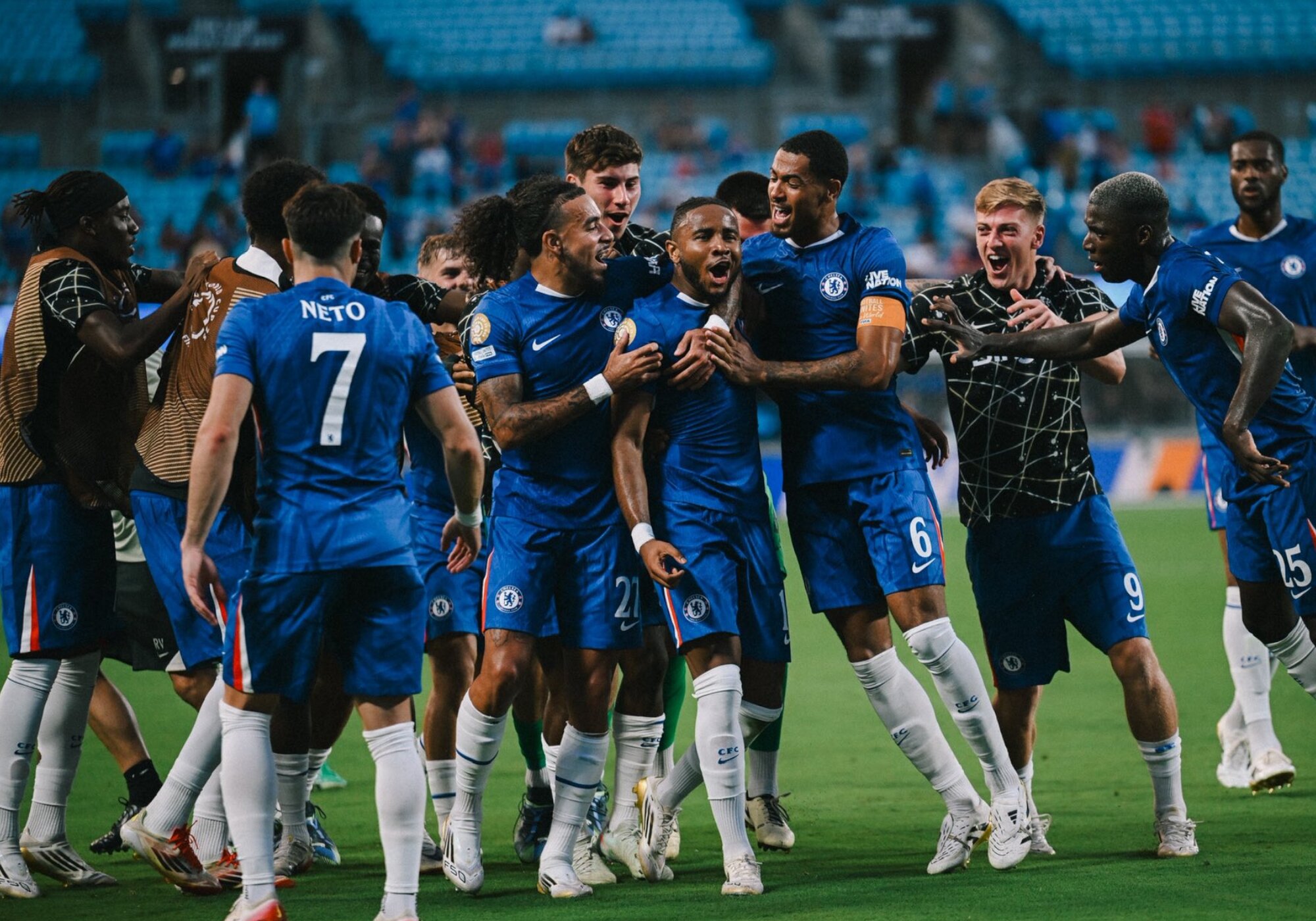 La goleada del Chelsea ante el Benfica se conforma con el unidígito en Telecinco