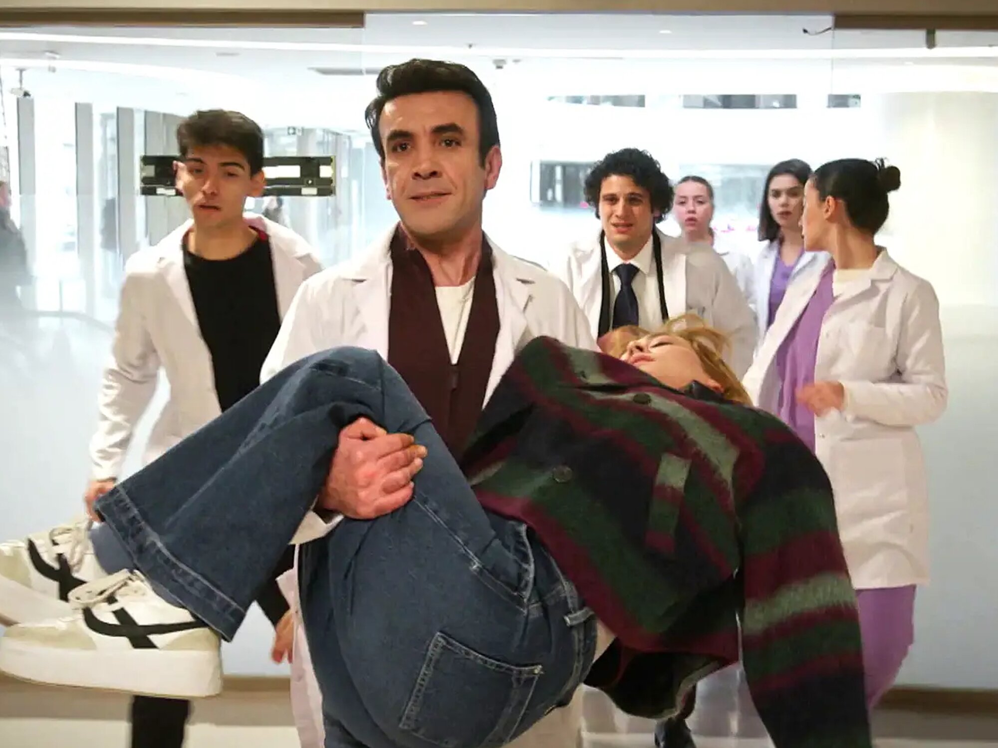 Bahar, en cuarentena tras contagiarse en 'Renacer'