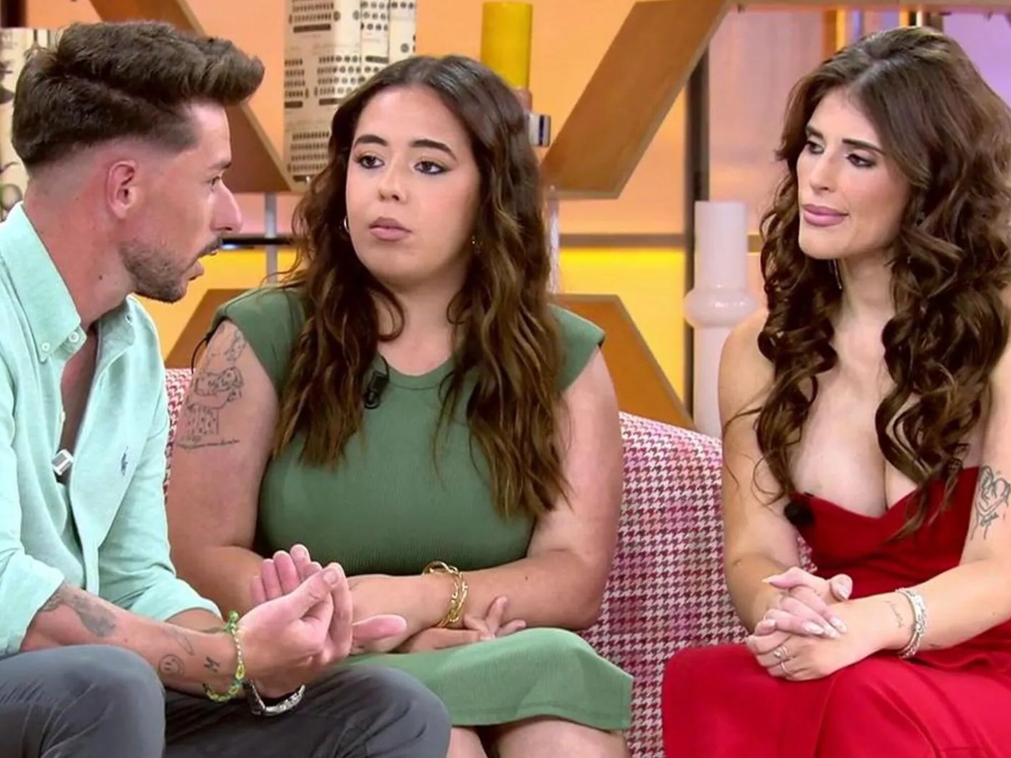 Una prima trata de mediar entre dos hermanos en &#39;El diario de Jorge&#39;