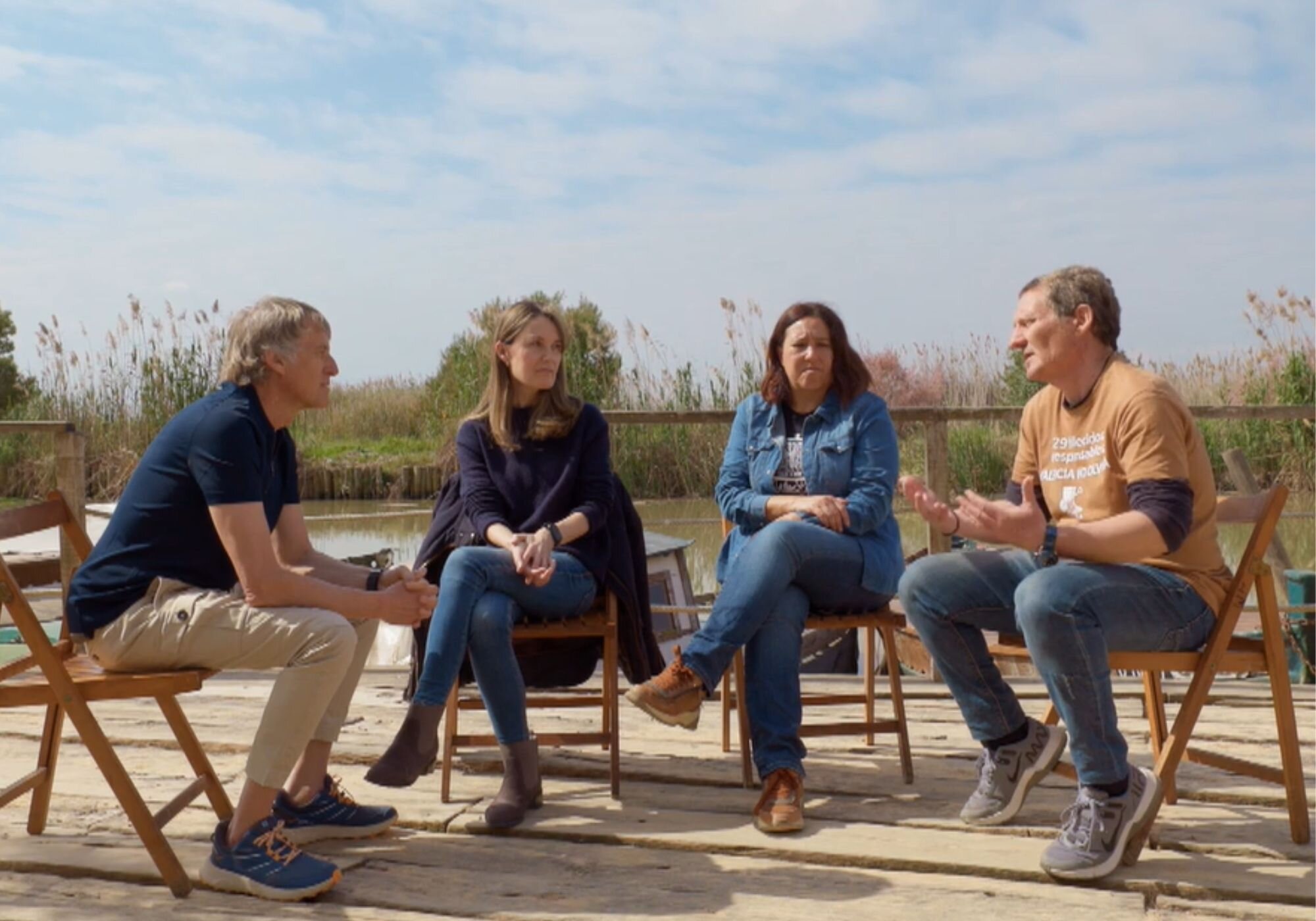 Jesús Calleja charló con varios representantes de asociaciones creadas en ayuda a los afectados por la DANA en su programa &amp;#39;Volando voy, volando vengo&amp;#39;