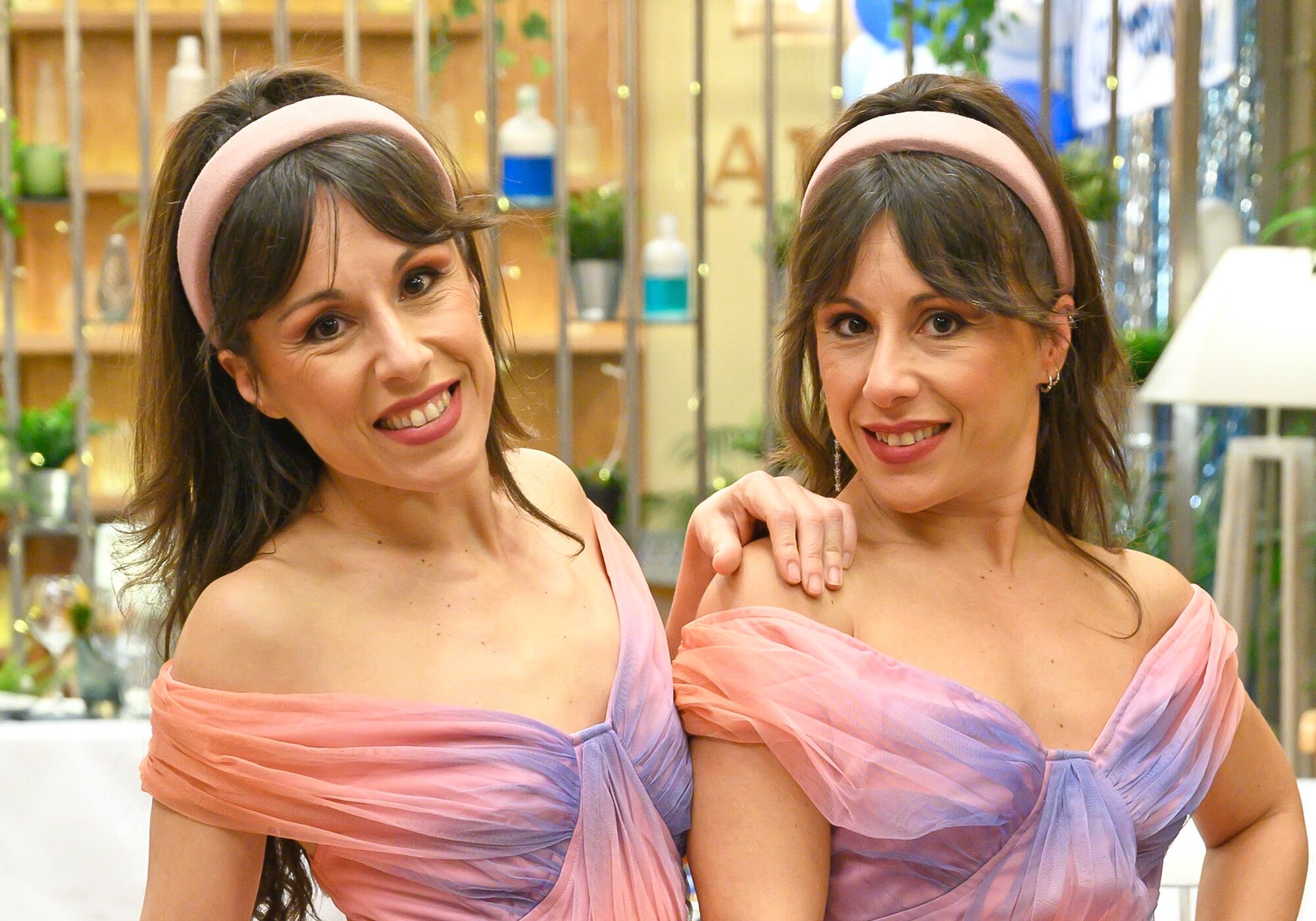 Marisa y Cristina, las camareras de 'First Dates'