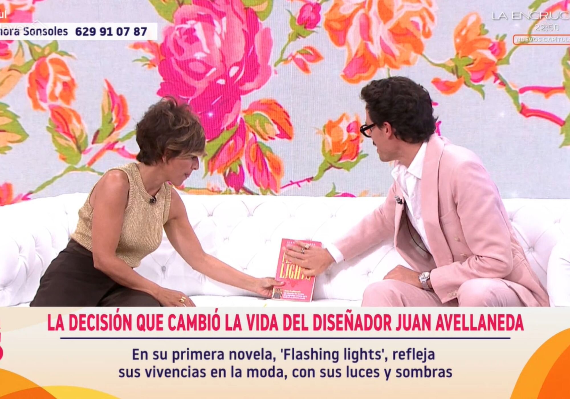 Juan Avellaneda fue a &#39;Y ahora, Sonsoles&#39; a presentar su nuevo libro &#39;Flashing lights&#39;