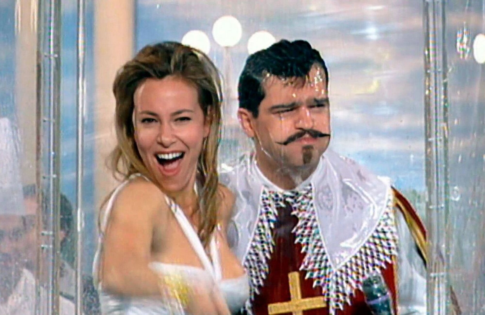 Ana Obregón y Ramón García en una foto de archivo de RTVE recogida por &#39;Viaje al centro de la tele&#39;