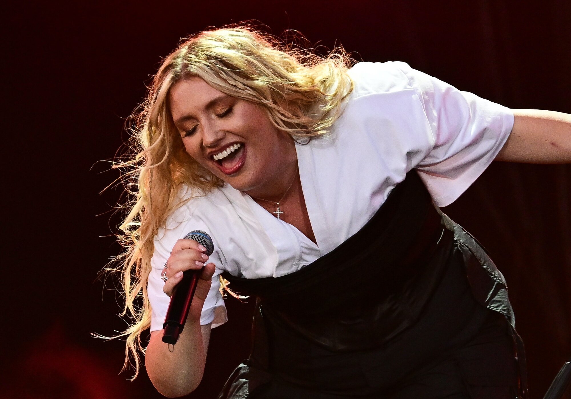 Ella Henderson, en el escenario de Isle of MTV Malta 2025