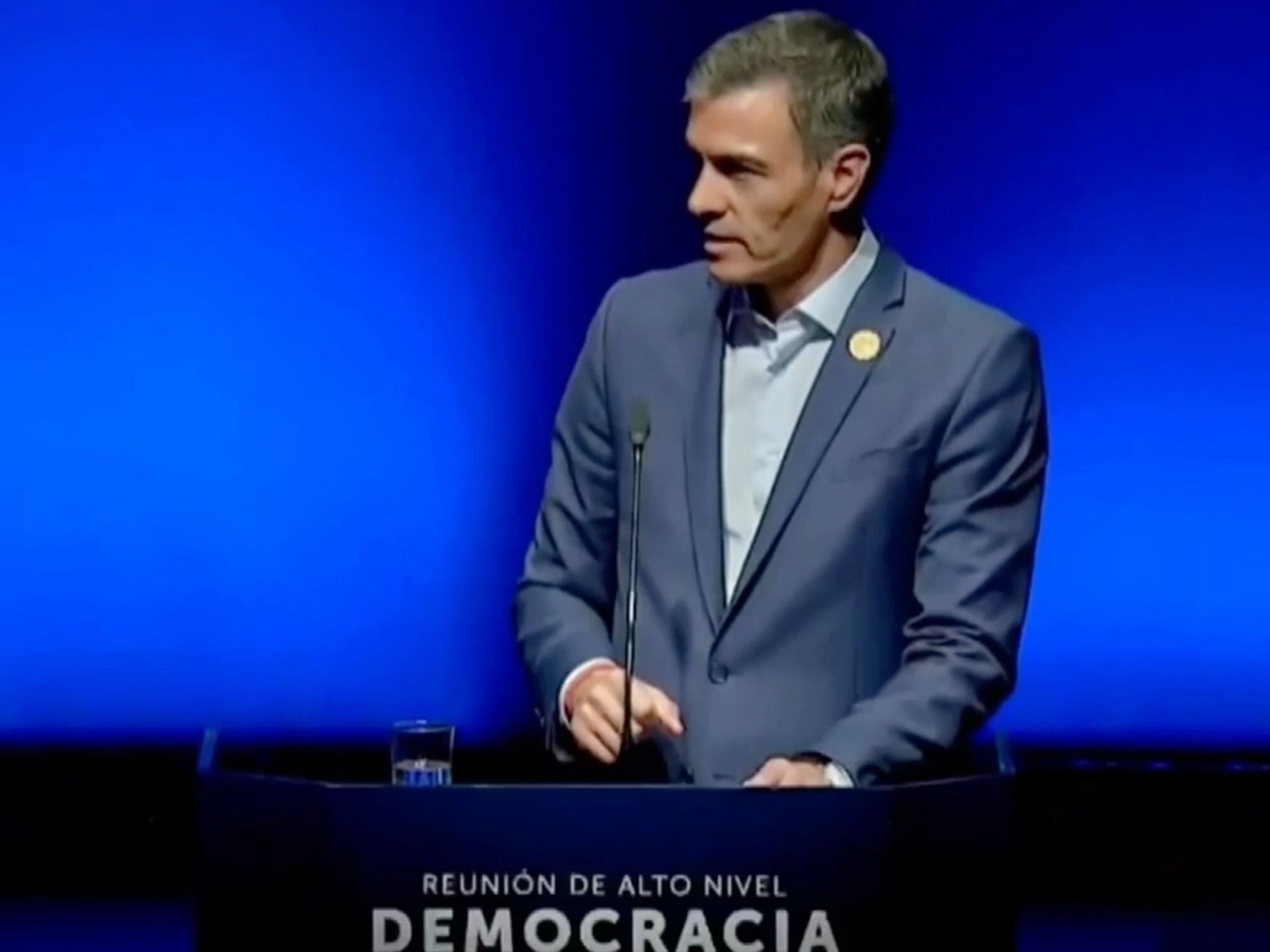 Pedro Sánchez durante su discurso ante empresarios en Santiago de Chile