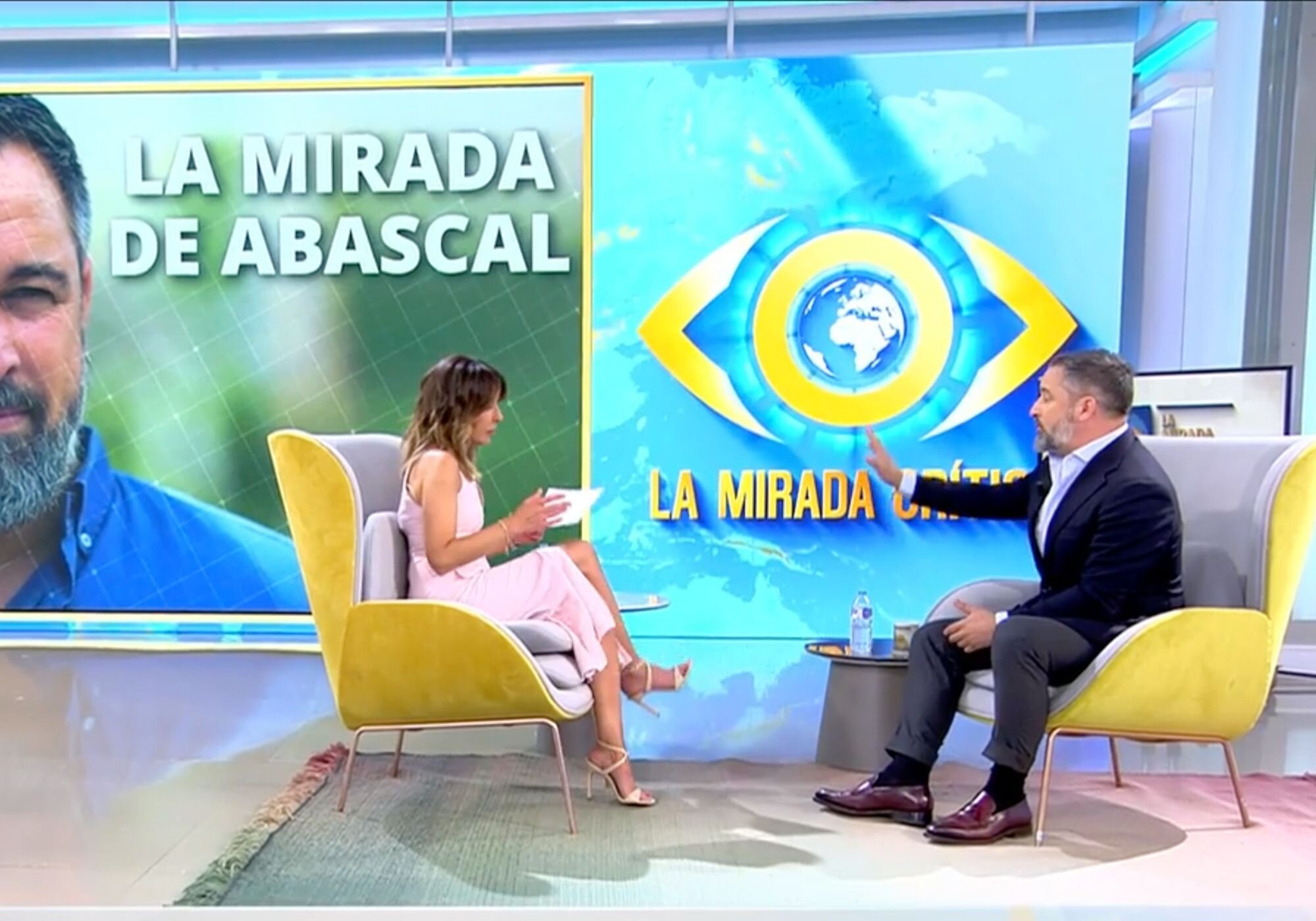 Ana Terradillos entrevistó a Santiago Abascal en &#39;La mirada crítica&#39; de Telecinco
