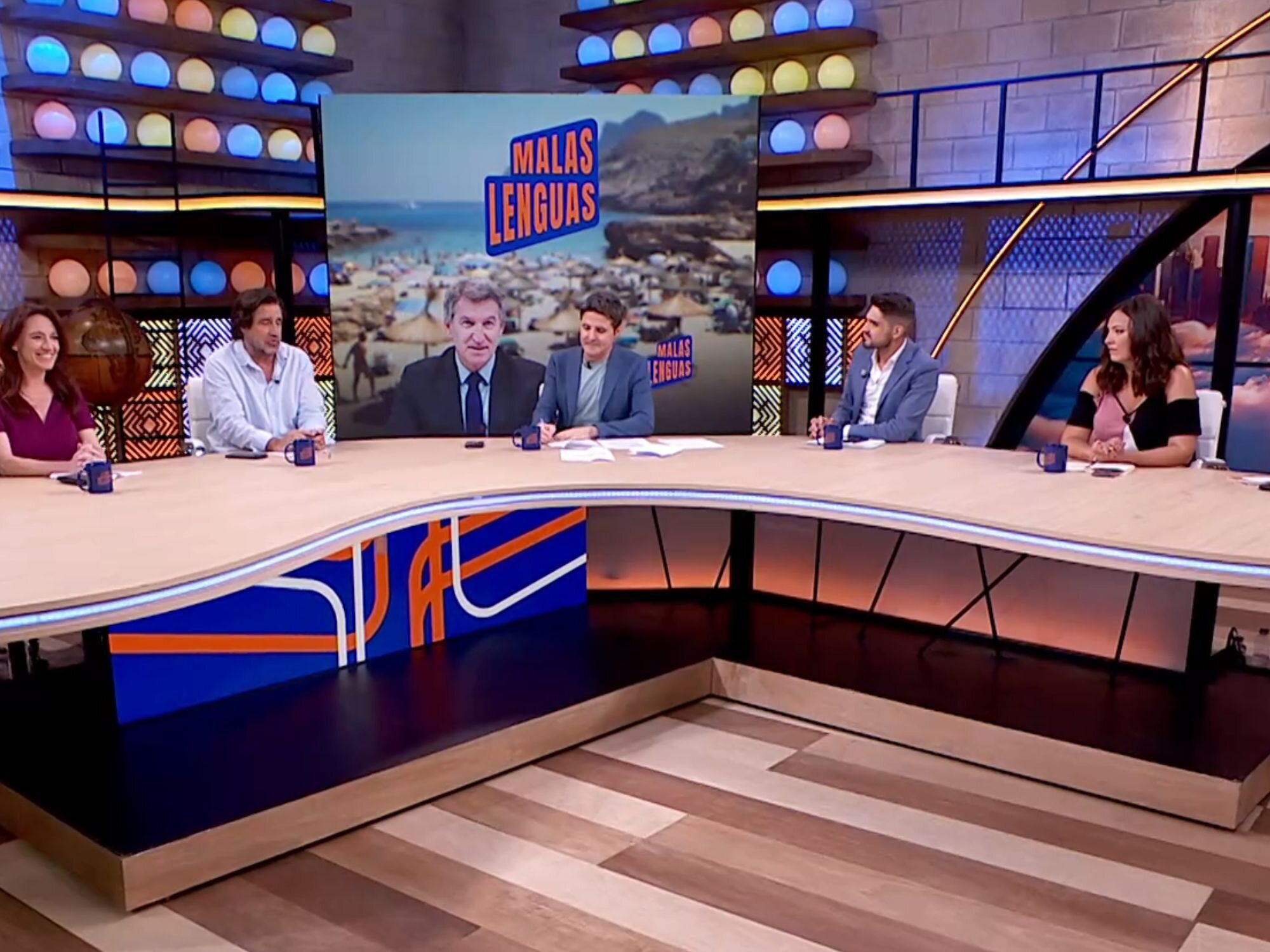 Jesús Cintora y sus colaboradores en &#39;Malas lenguas&#39;