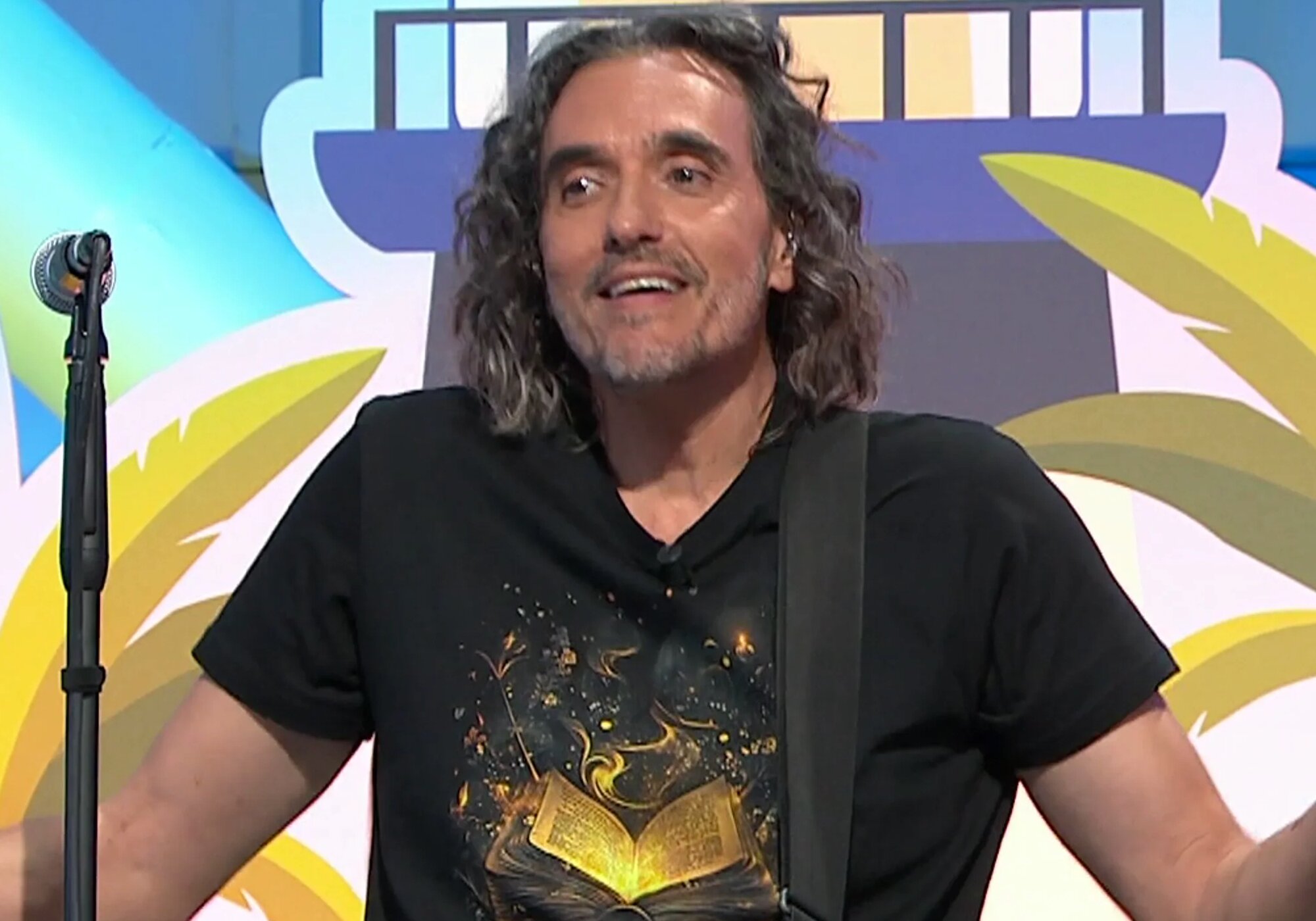 Joaquín Padilla, al frente de la banda musical de 'La ruleta de la suerte'