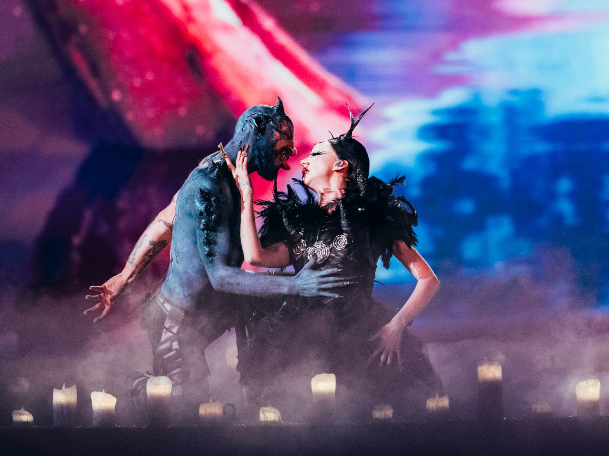 Bambie Thug canta &#39;Doomsday Blue&#39; en Eurovisión 2024