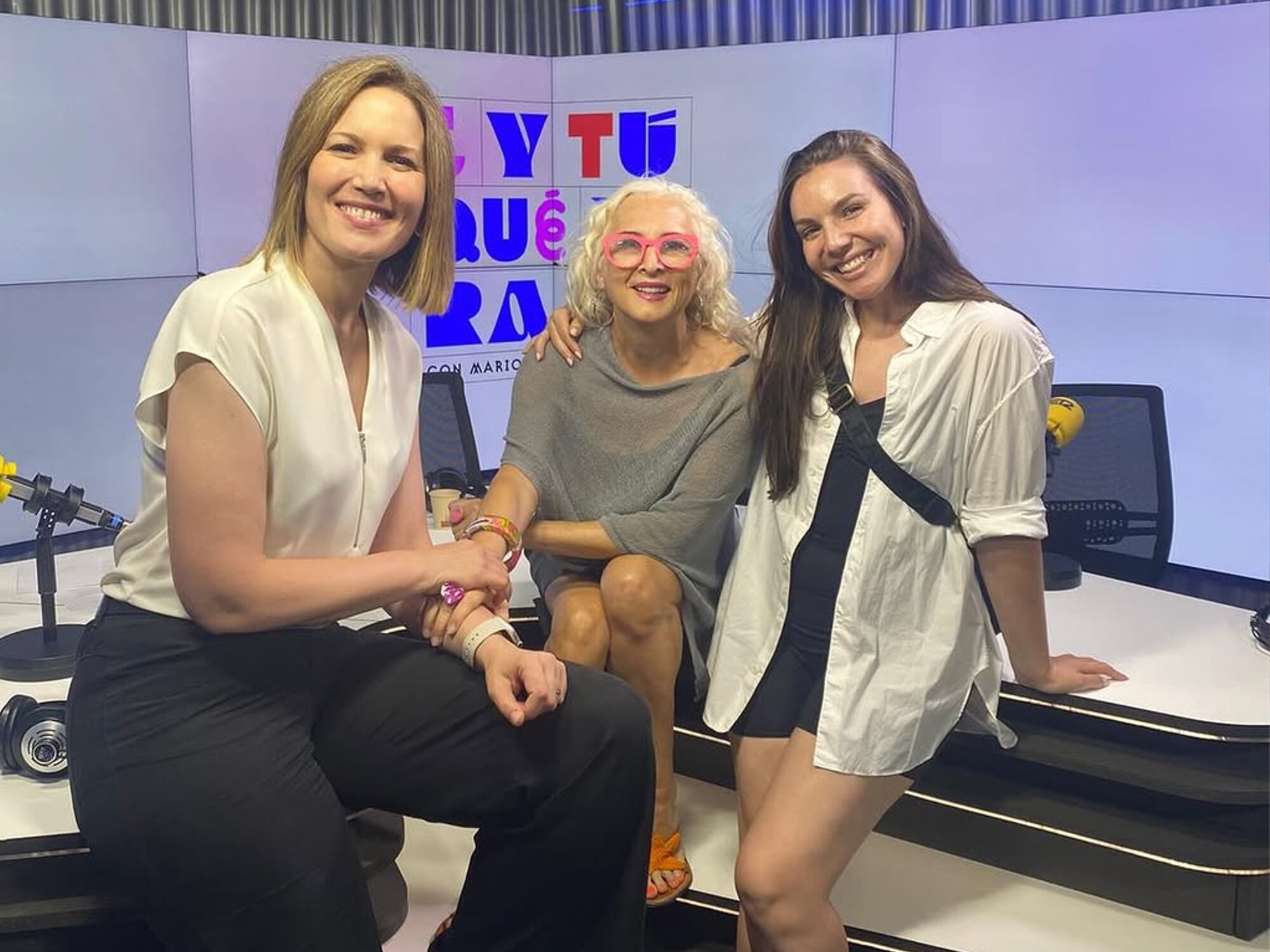 Silvia Intxaurrondo, Mariola Cubells e Inés Hernand en Cadena SER
