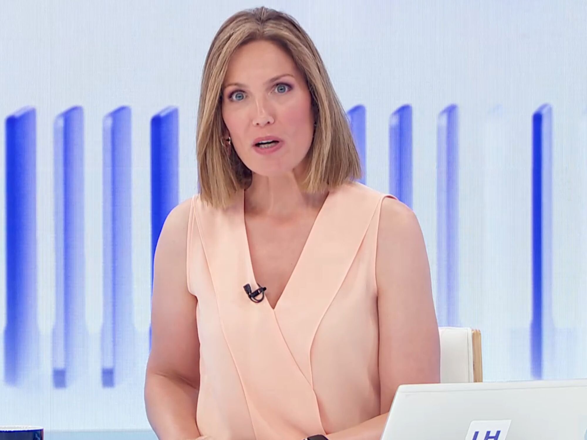 Silvia Intxaurrondo está al frente de 'La hora de La 1'