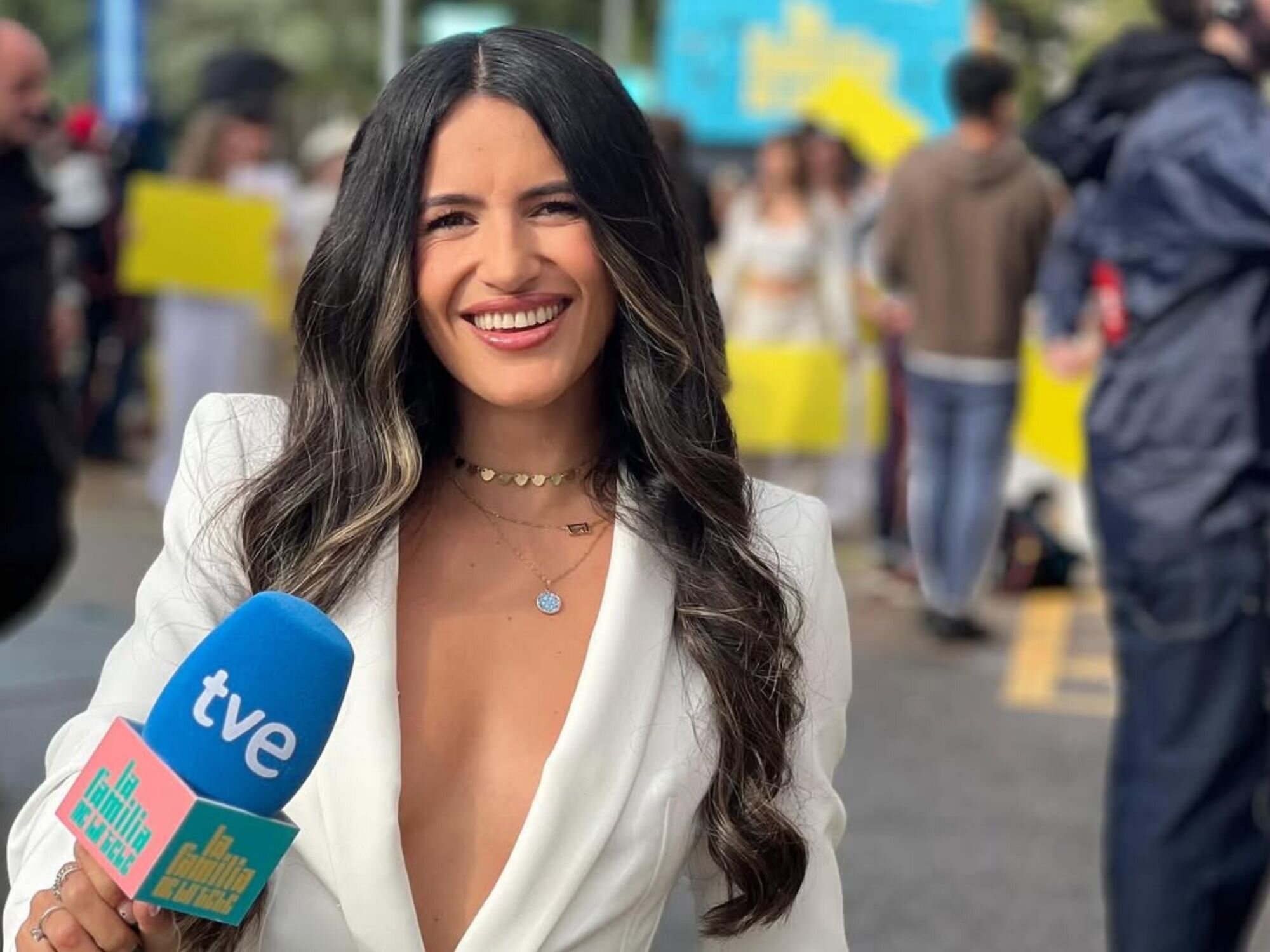 Diana Higueras, reportera de 'La familia de la tele' en La 1