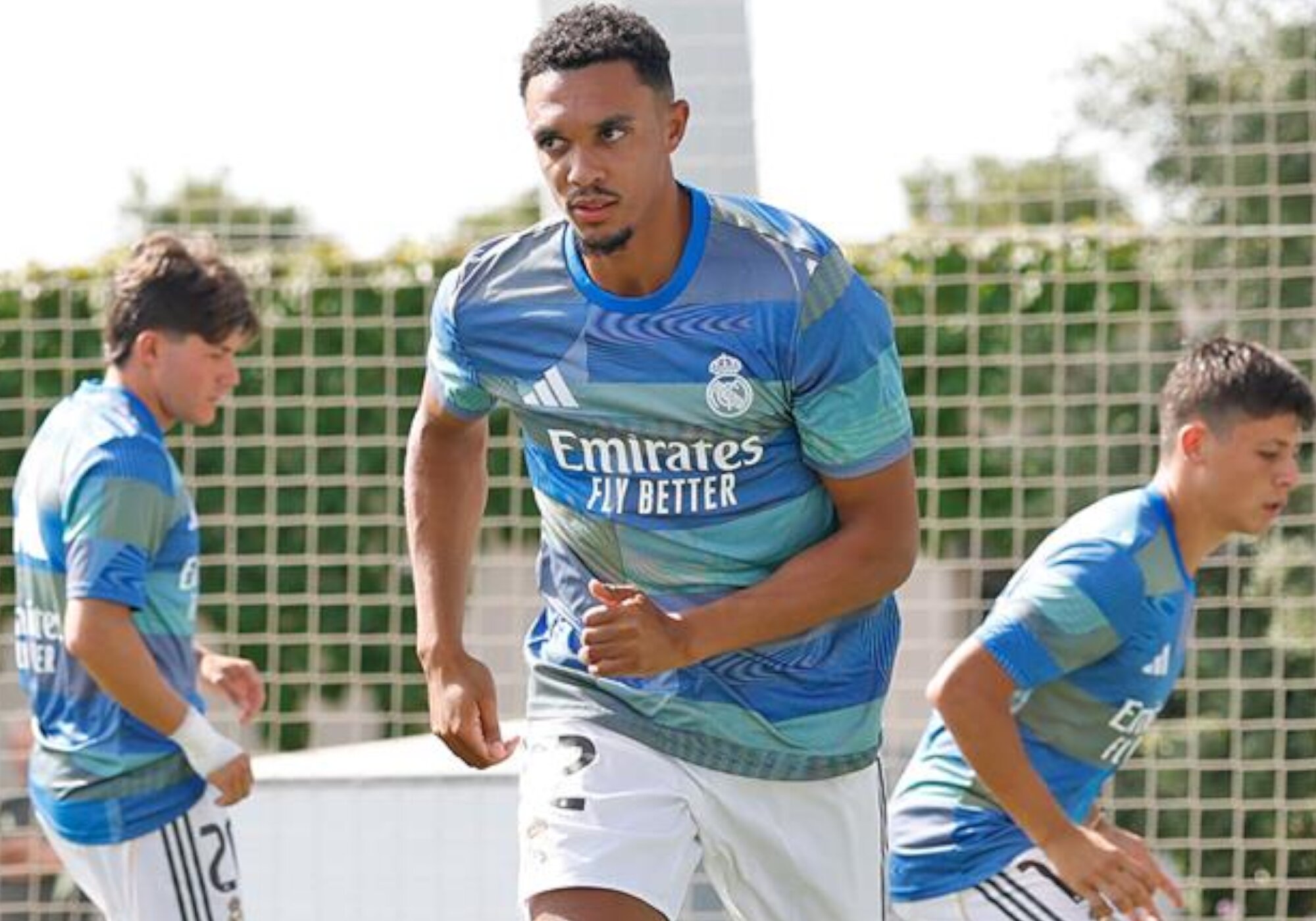 Fran García, Trent Alexander-Arnold y Arda Güler entrenan antes de enfrentarse al WSG Tirol