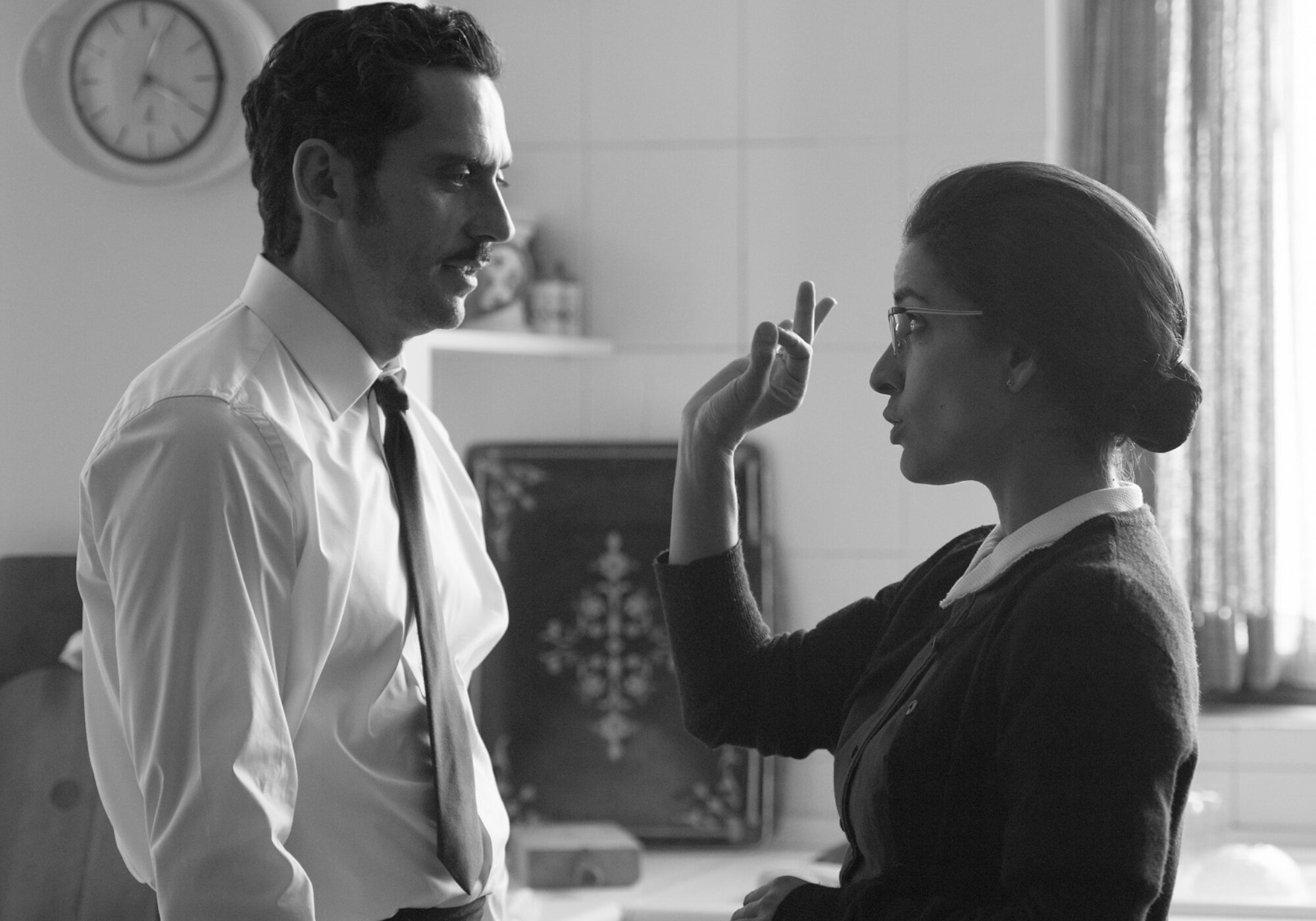 Paco León e Inma Cuesta en la erótico-festiva 'Arde Madrid'