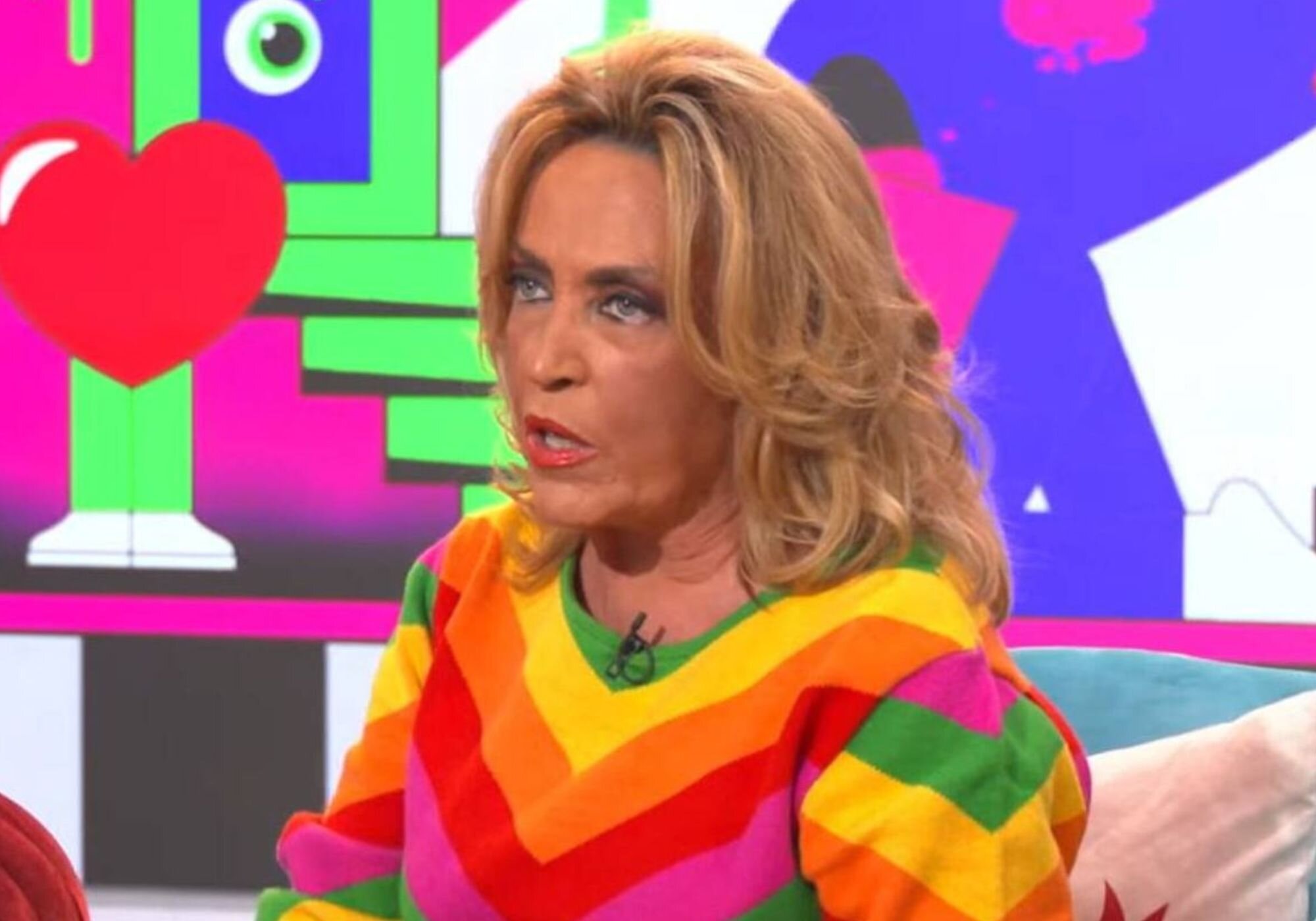 Lydia Lozano, en el pisito de Canal Quickie