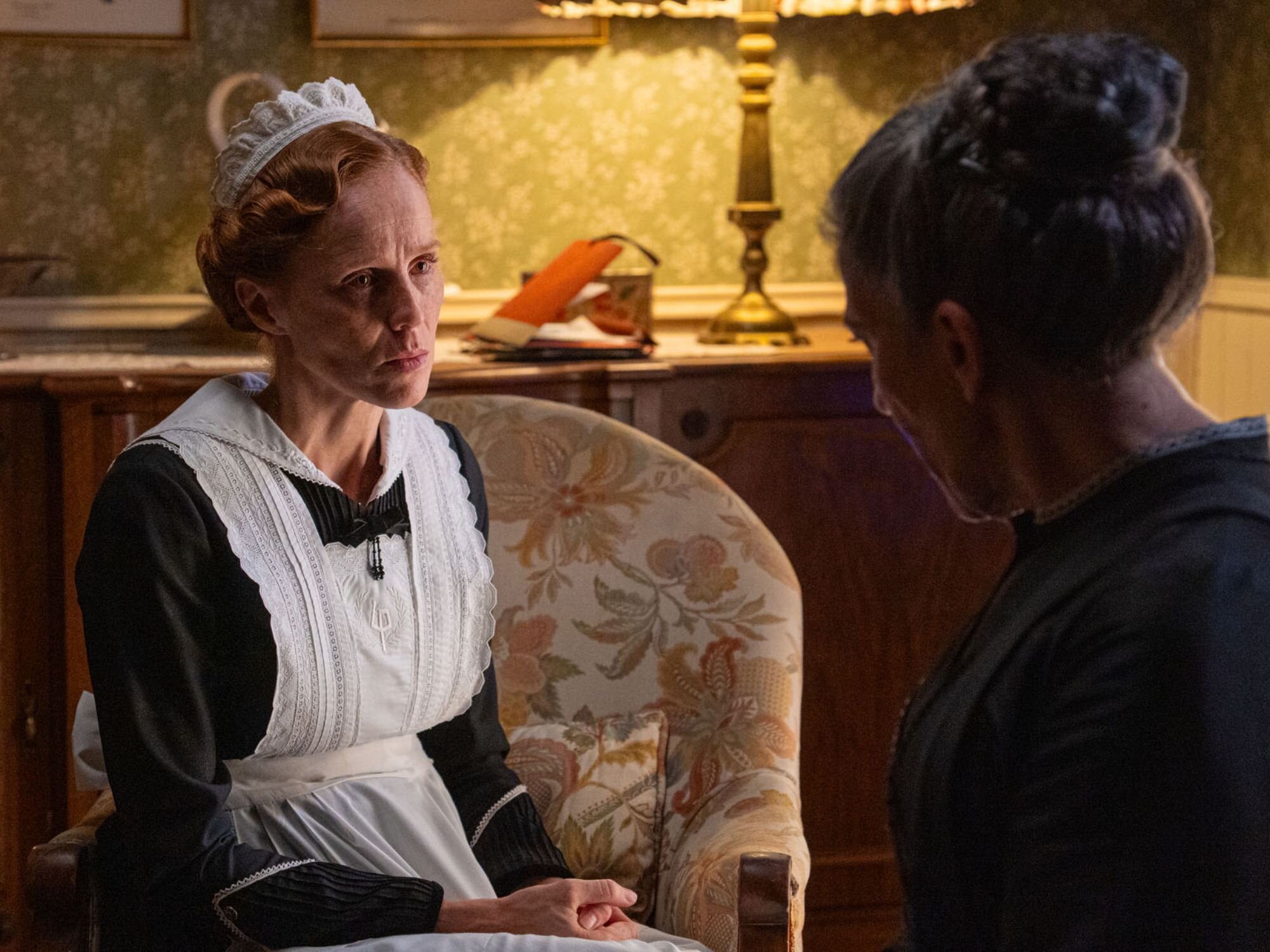 Pía conversando con Petra en el capítulo 659 de 'La promesa'