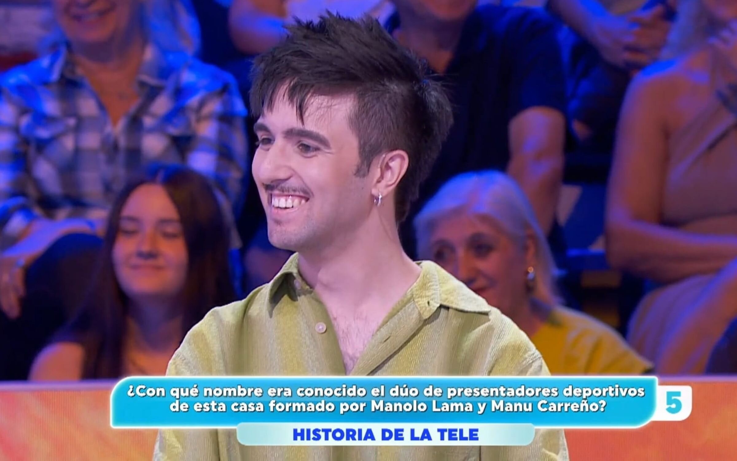 Javier, concursante de &#39;Agarrate al sillón&#39;, comete un divertido error en la prueba de &#39;La competición&#39;