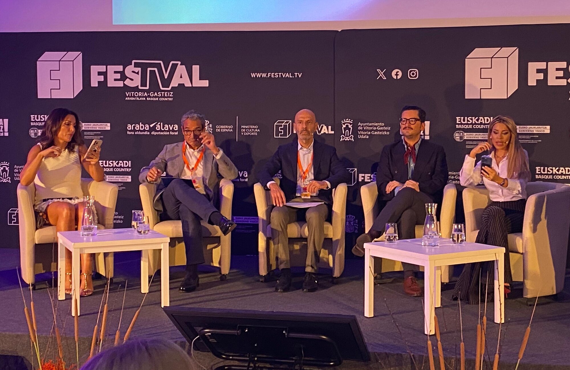 Nagore Robles, Juan Baixeras, Alberto Carullo, Sebastián Gallego y Oriana Marzoli en la presentación de Mediaset Infinity