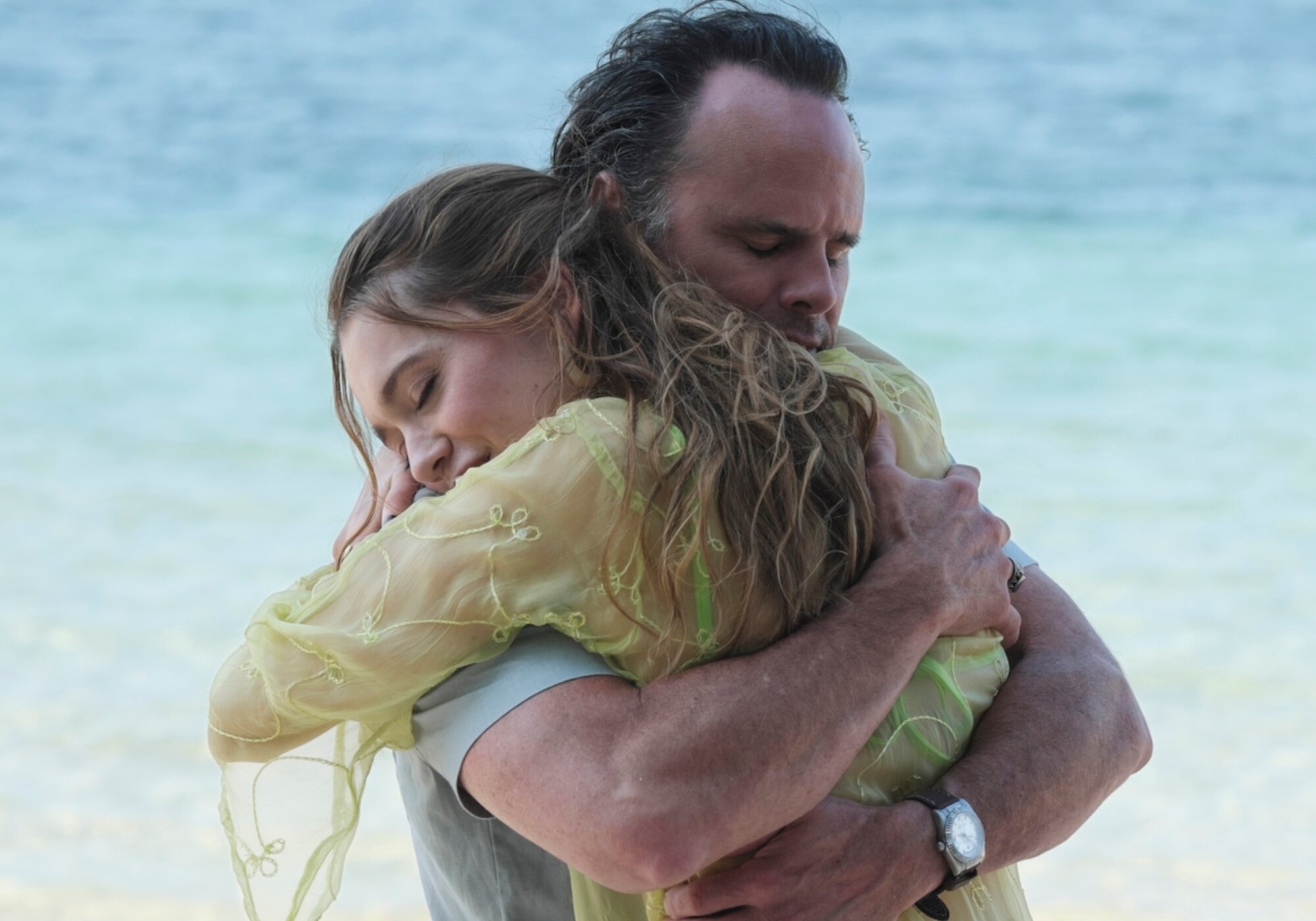 Walton Goggins y Aimee Lou Wood en la tercera temporada de &#39;The White Lotus&#39;