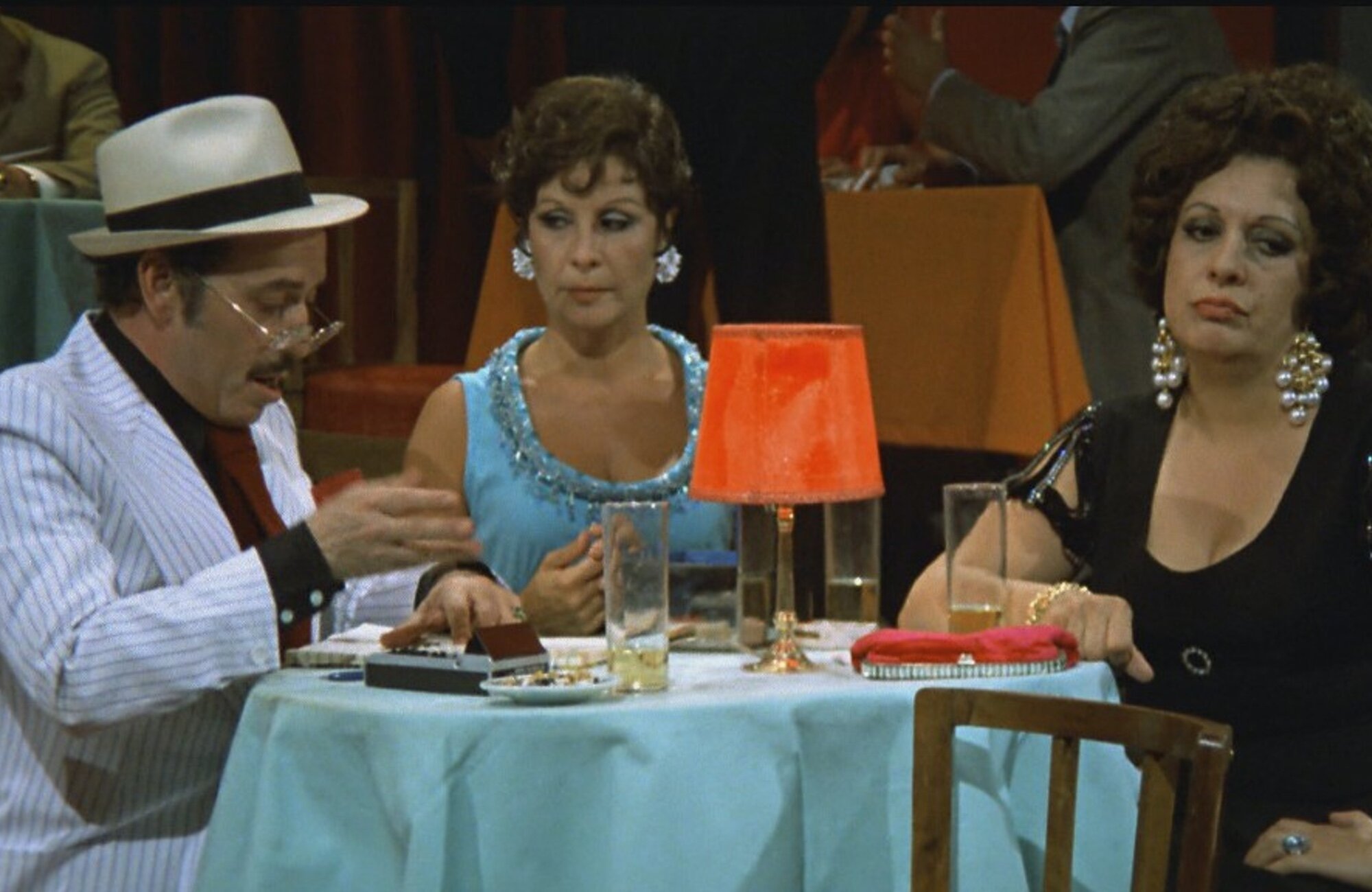 José Luis López Vázquez y Lina Morgan en &#39;La descarriada&#39;