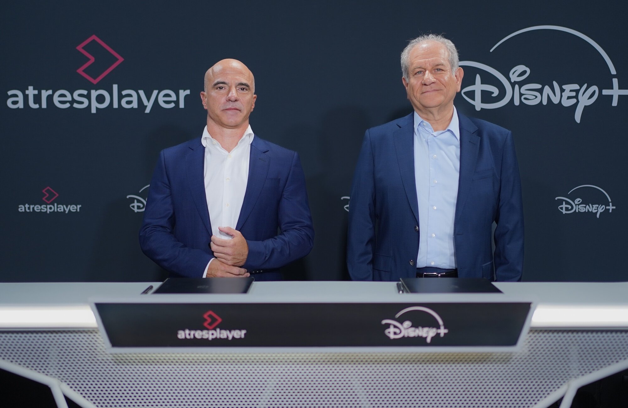 José Antonio Antón, director general de Atresmedia Televisión, y Simón Amselem, consejero delegado de The Walt Disney Company España y Portugal