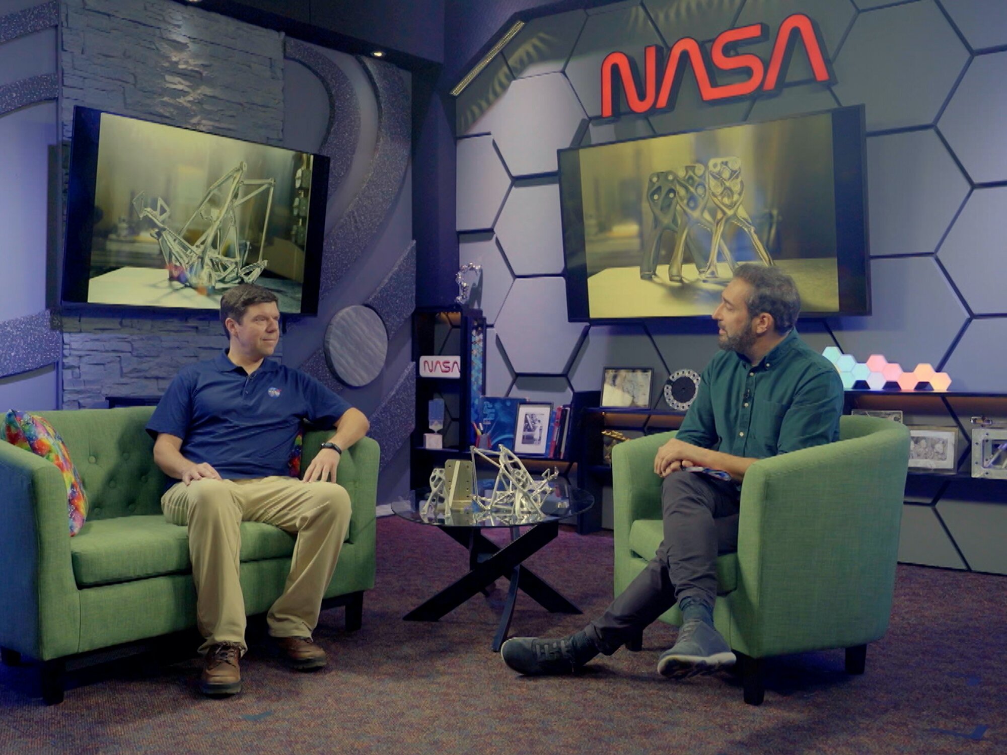 'El cazador de cerebros' visita las instalaciones de la NASA