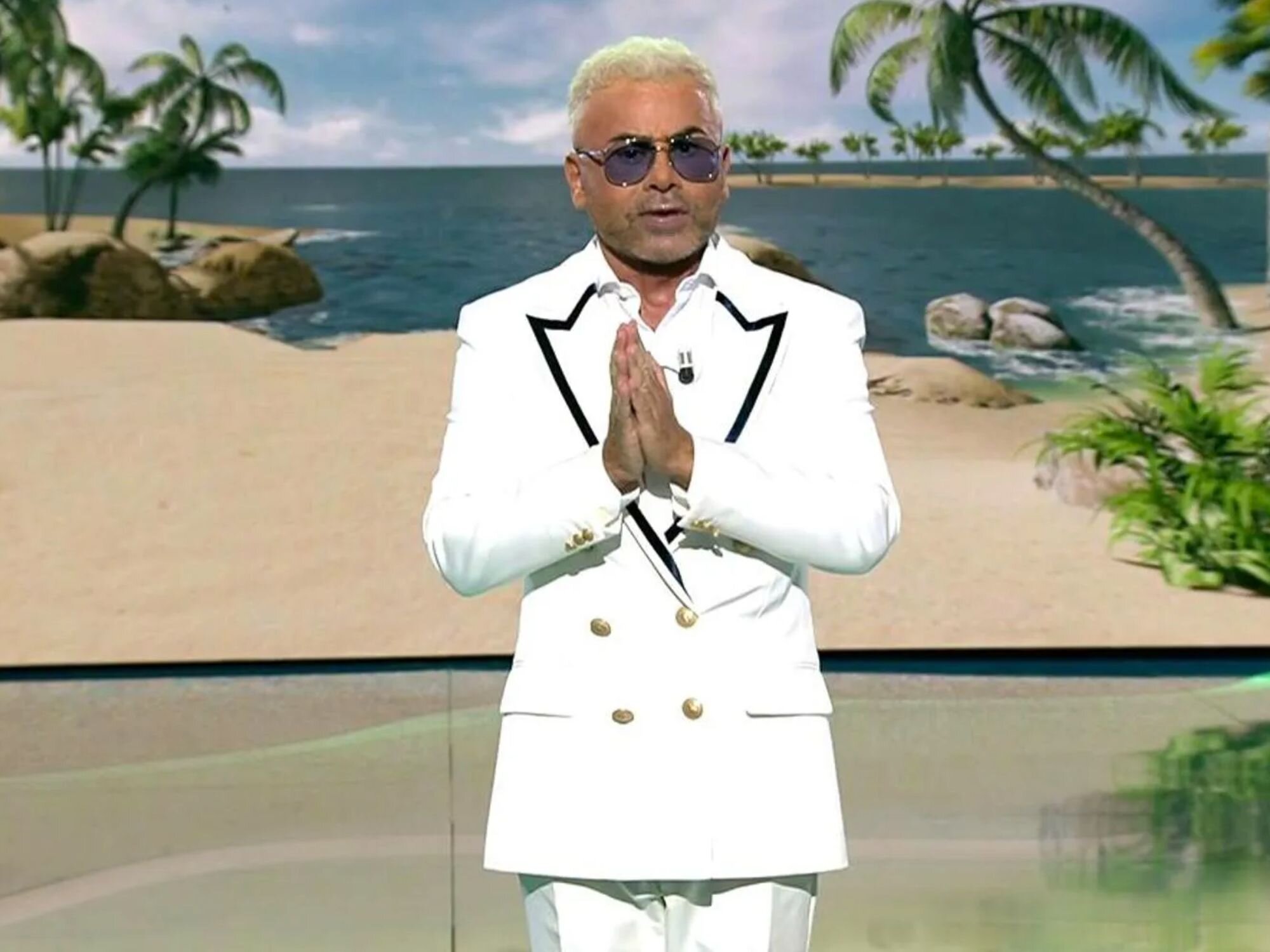 Jorge Javier Vázquez presentando &#39;Supervivientes All Stars&#39;